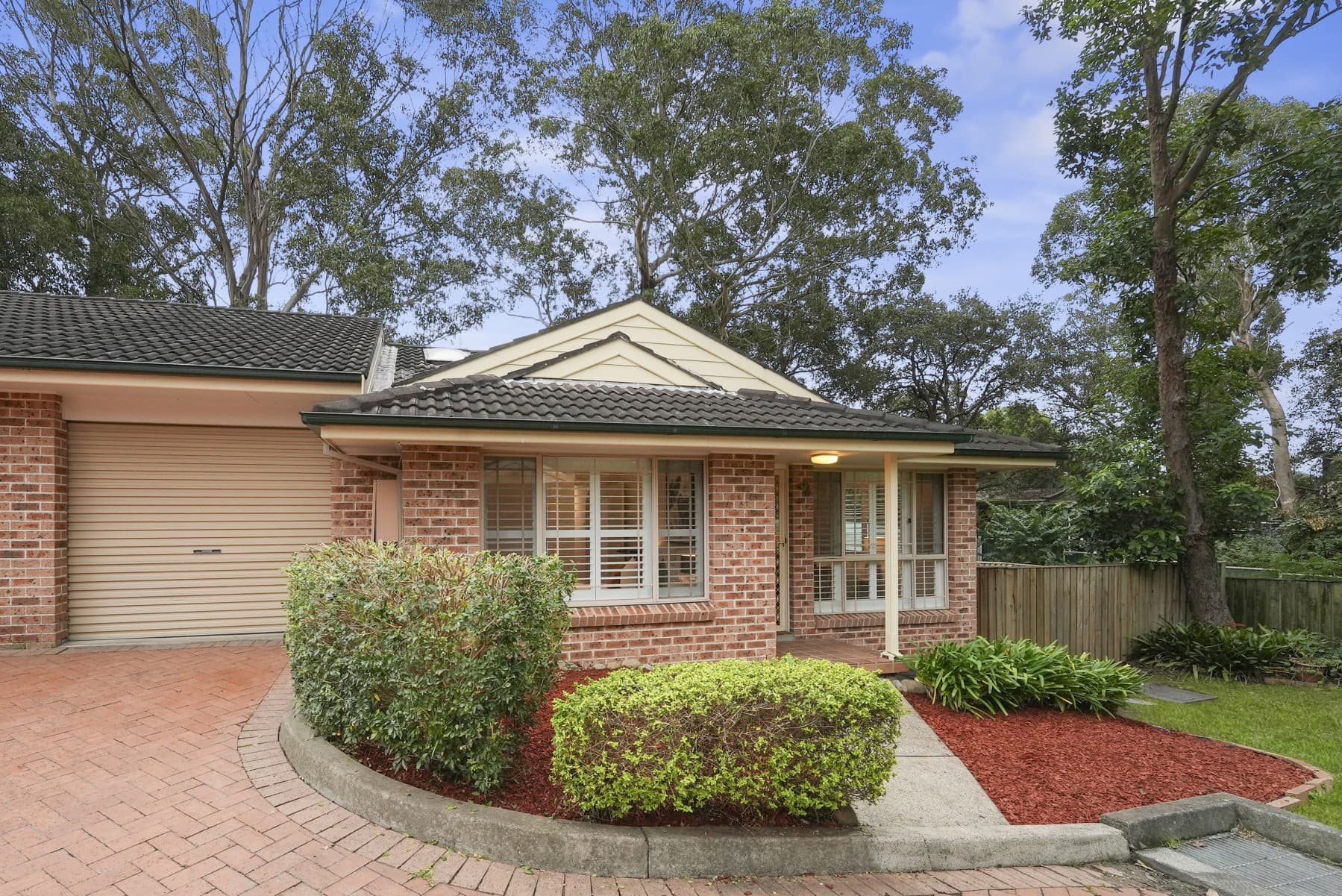 4/42 Bowden Street, Guildford - Image 1