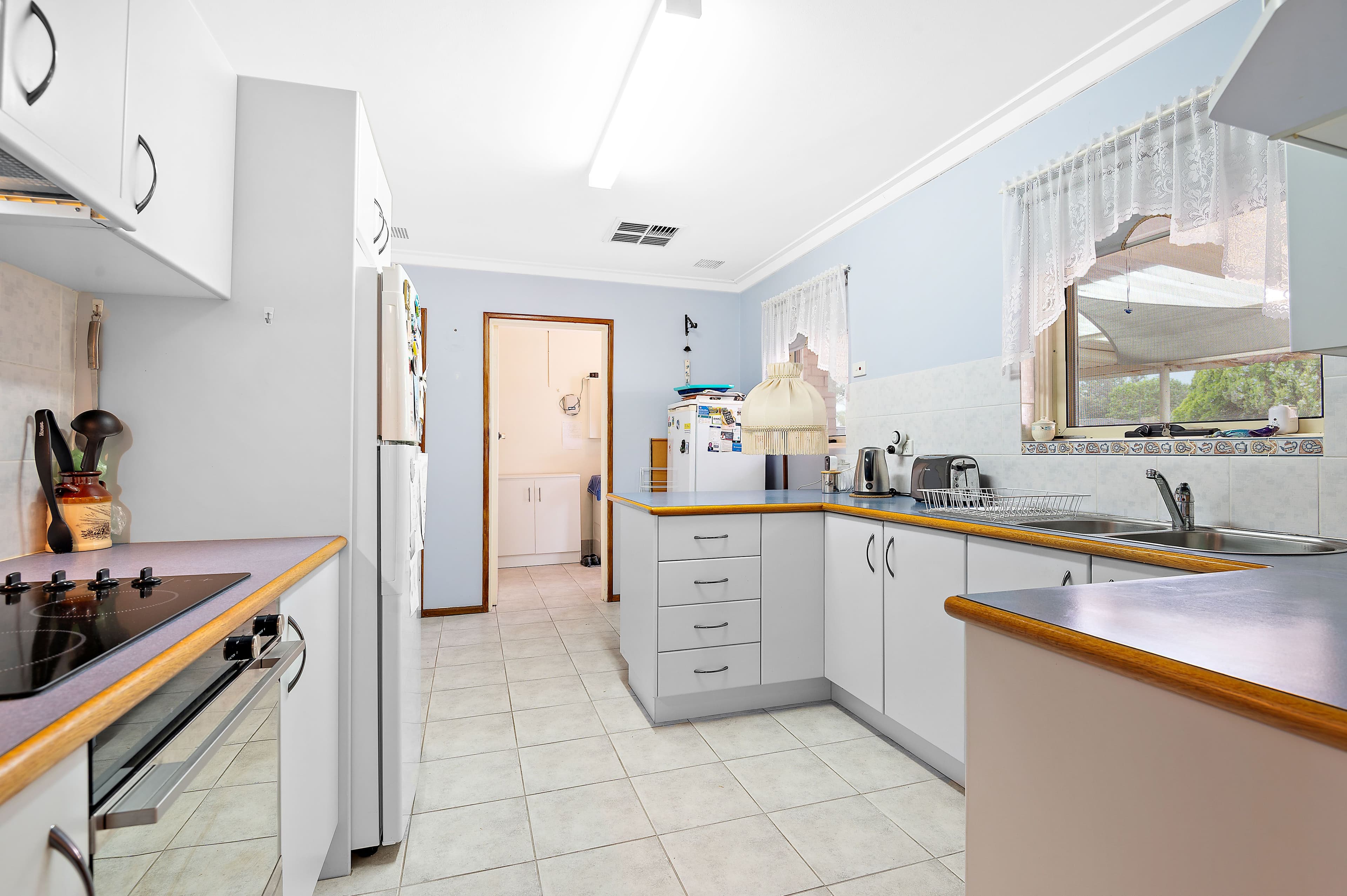 22 Burnley Street, Thornlie WA 6108, Thornlie - Thumbnail 3