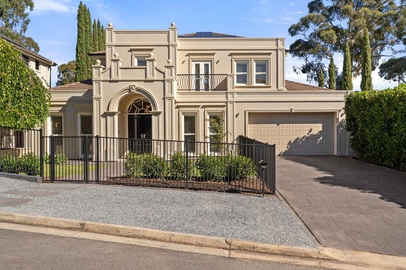 15 Clifton Court, Stonyfell - Image 1