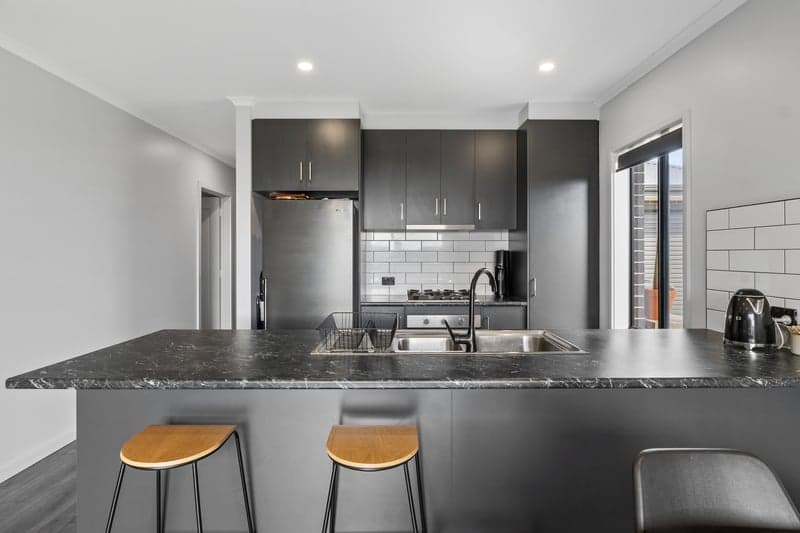 4 Clark Avenue, Onkaparinga Hills - Thumbnail 4