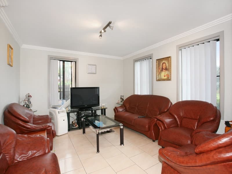 34 Lomond Street, Guildford West - Thumbnail 5