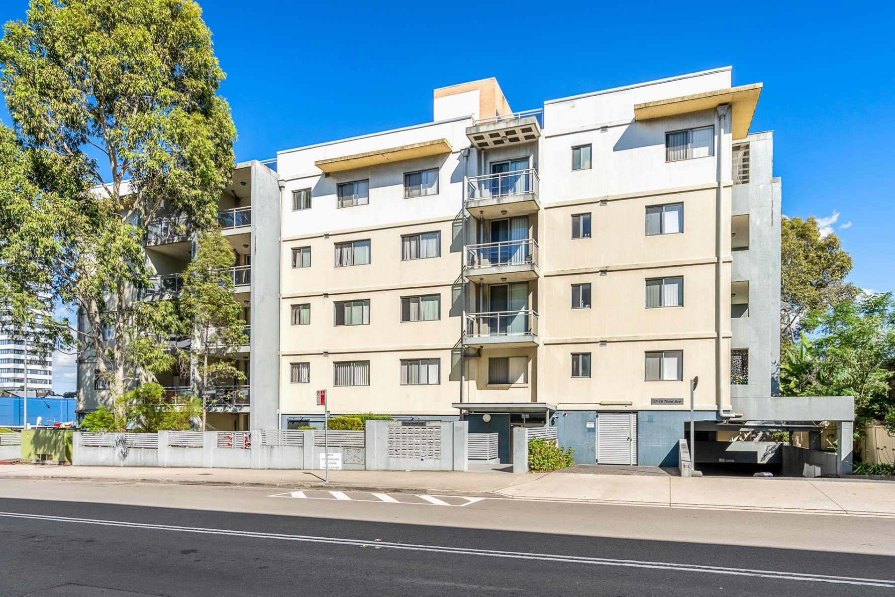 15/17-19 Third Avenue, Blacktown - Image 1