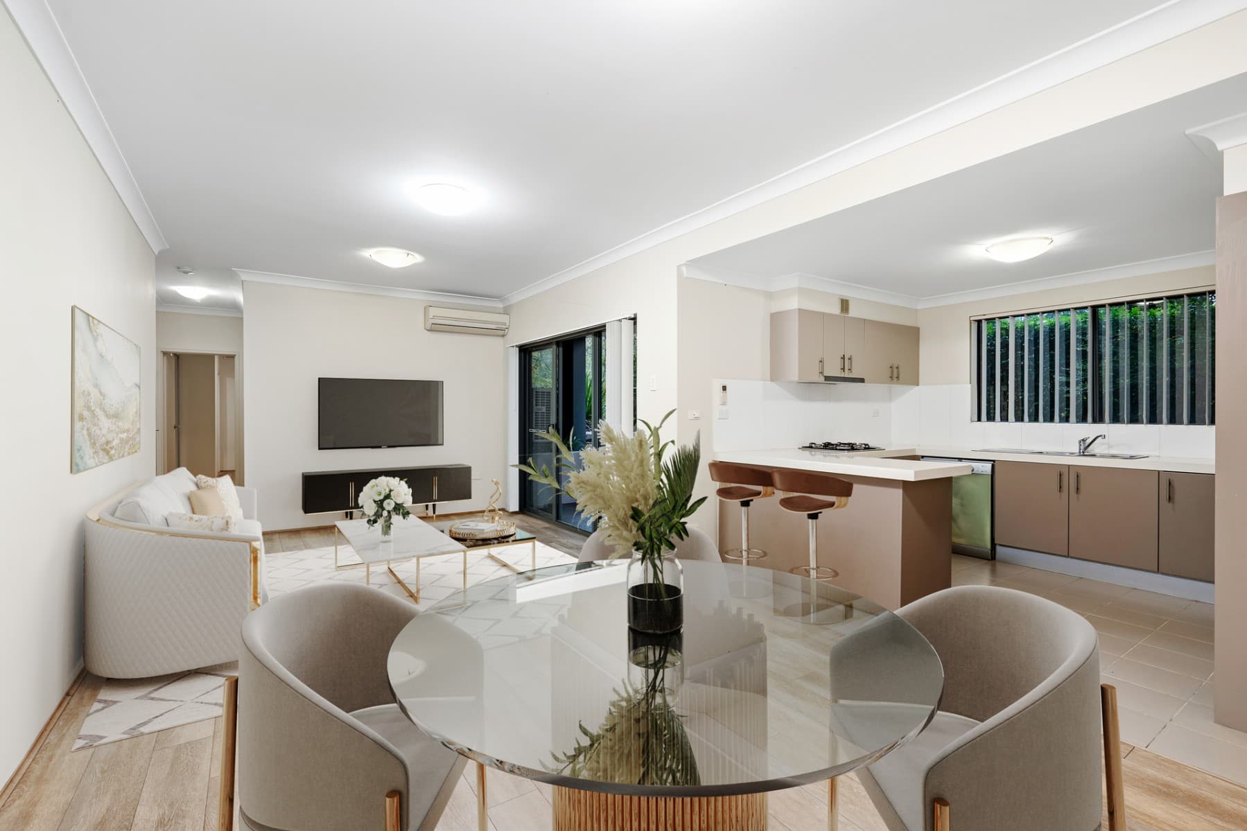1/11 Kilbenny Street, Kellyville Ridge - Thumbnail 2
