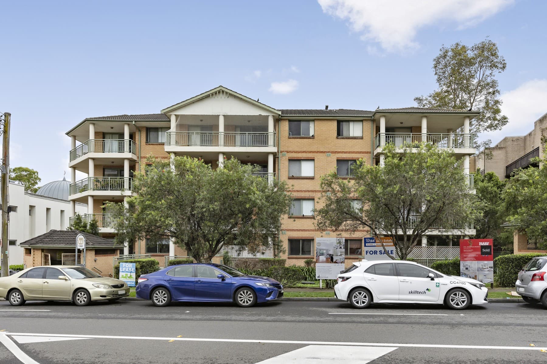 4/11-13 Fourth Avenue, Blacktown - Image 1