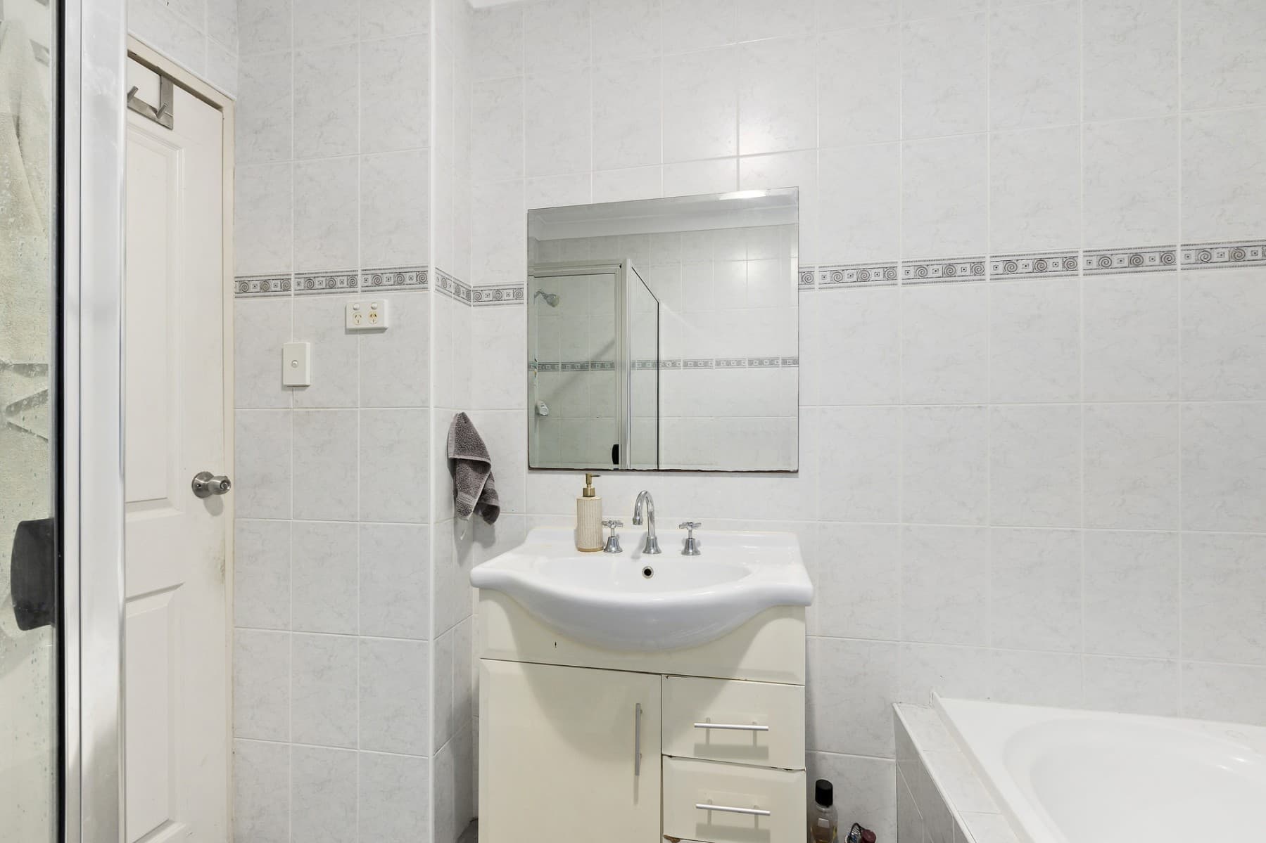 32/30-32 Fifth Avenue, Blacktown - Thumbnail 5