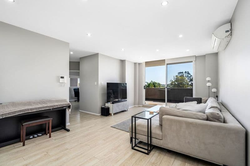 305/357-359 Great Western Highway, South Wentworthville - Image 1