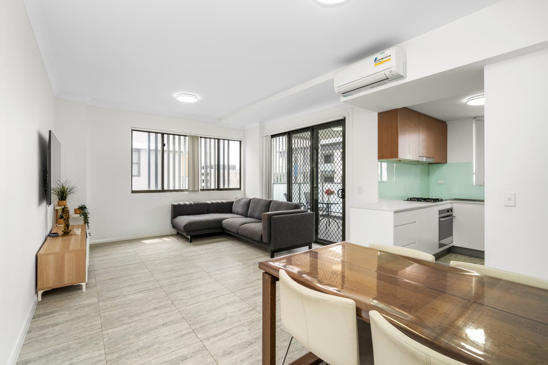 3.21/29-31 Lexington Drive, SYDNEY, NSW, 2153, Toongabbie - Image 1