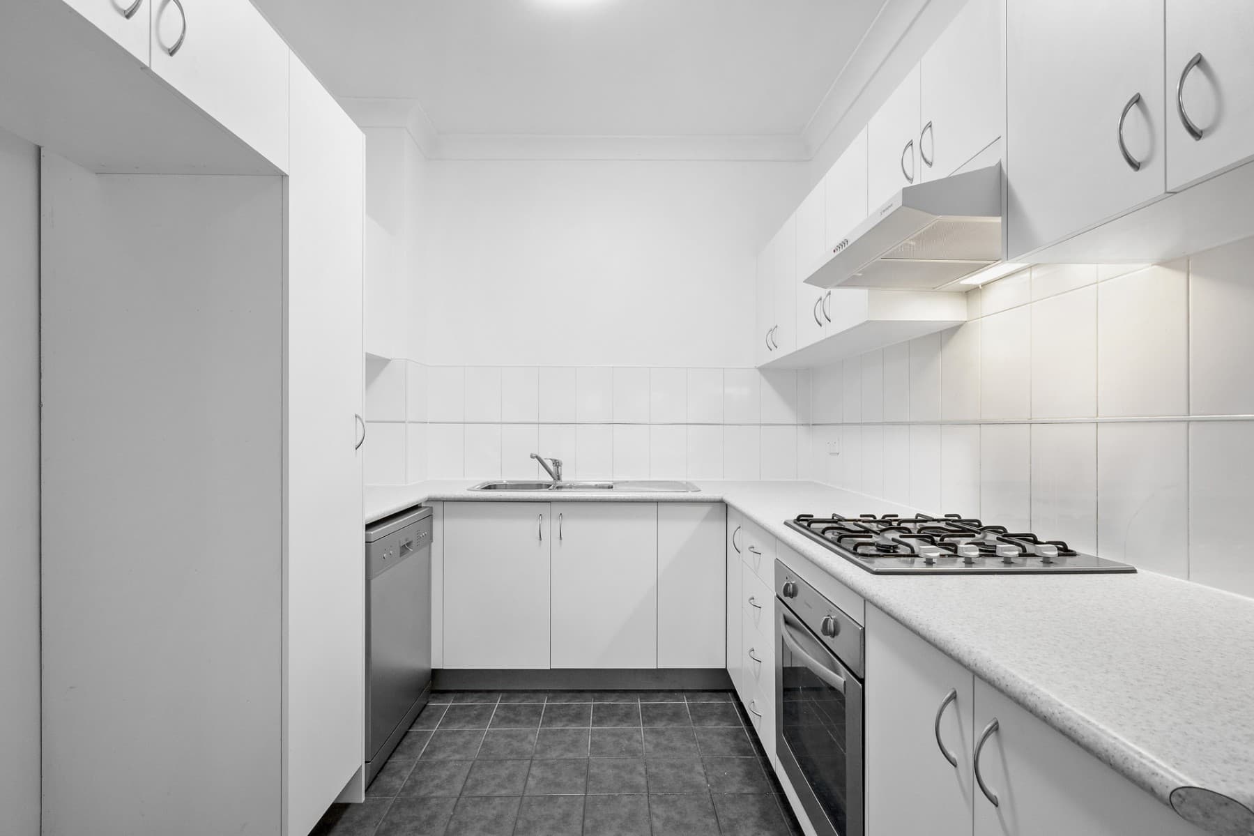 7/21-29 Third Avenue, Blacktown - Thumbnail 2