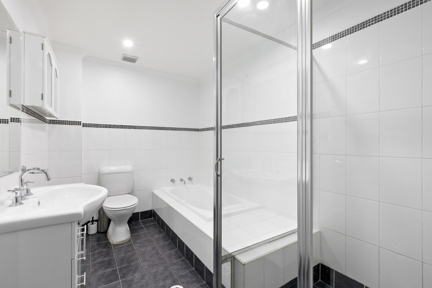 7/21-29 Third Avenue, Blacktown - Thumbnail 5