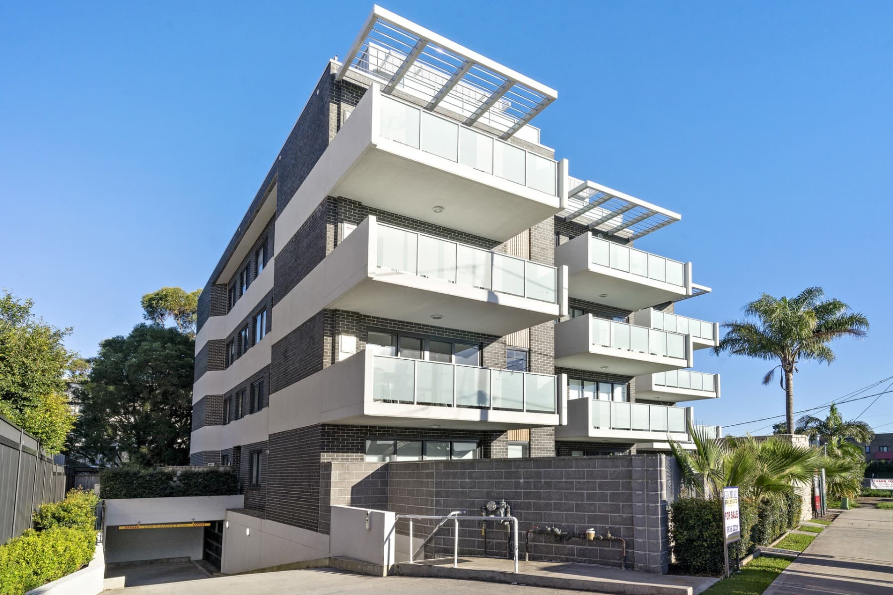 9/104-106 Bridge Road, Westmead - Image 1