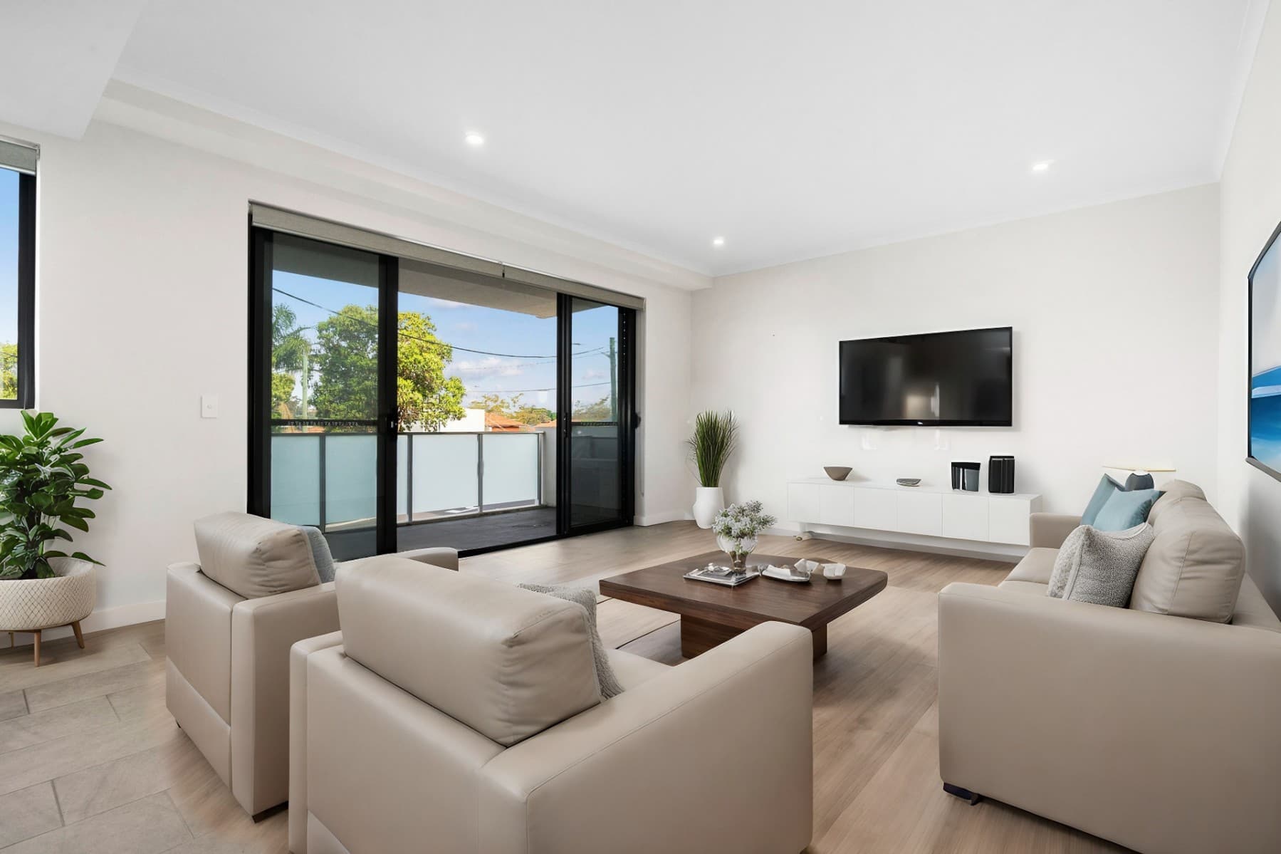 9/104-106 Bridge Road, Westmead - Thumbnail 2
