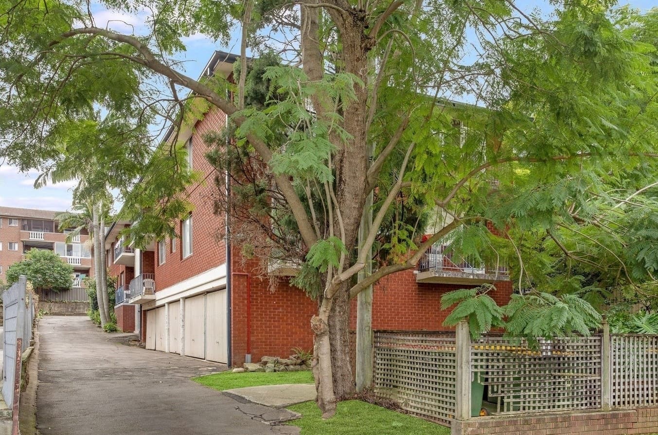 2/9 Allen Street, Harris Park - Image 1