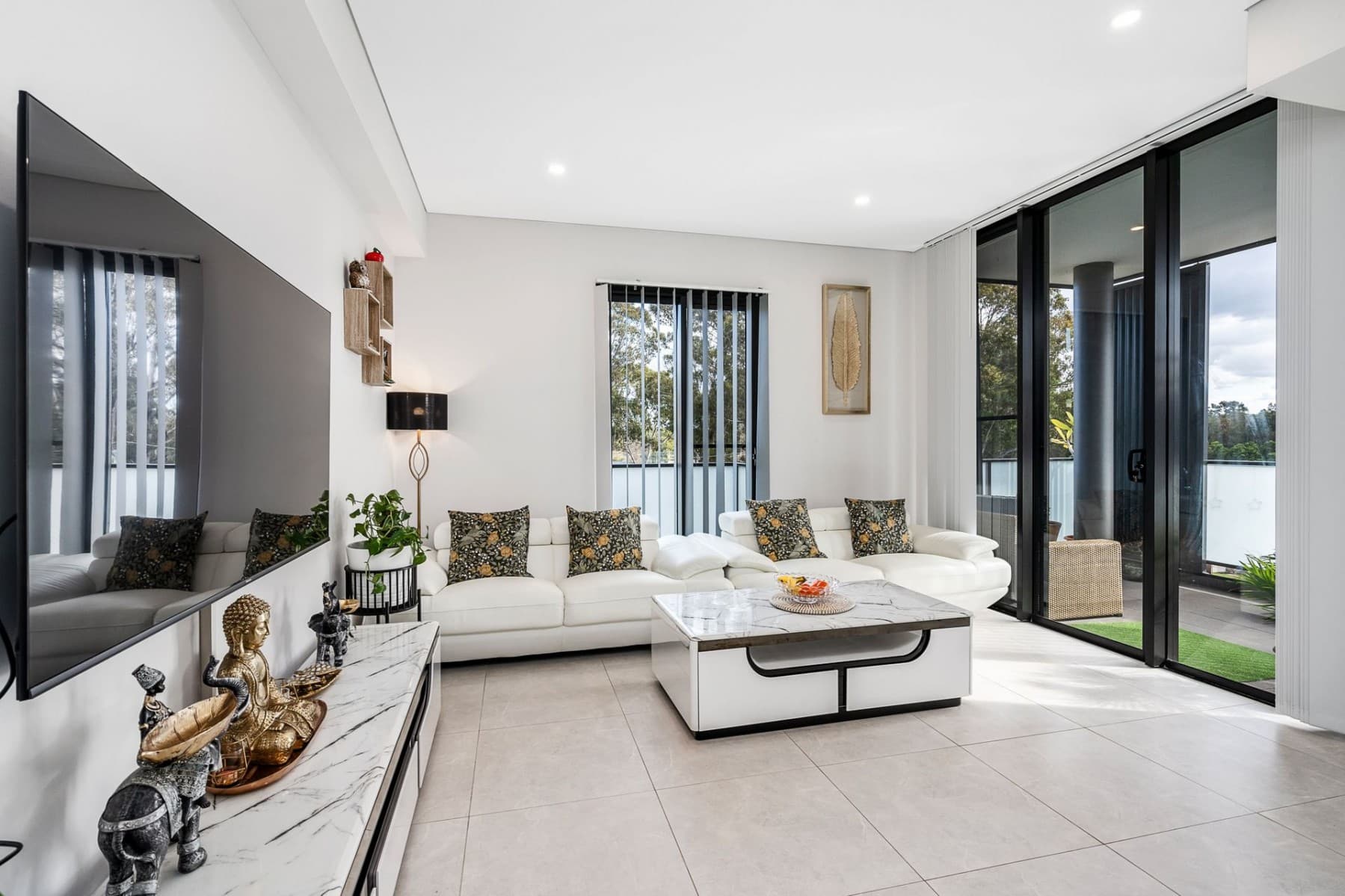 10/92 Aurelia Street, Toongabbie - Thumbnail 2