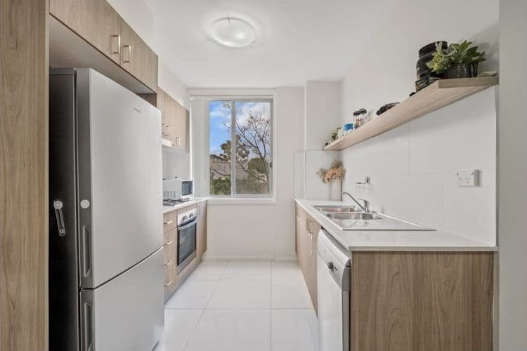 38/48-52 Warby St, Campbelltown - Thumbnail 4