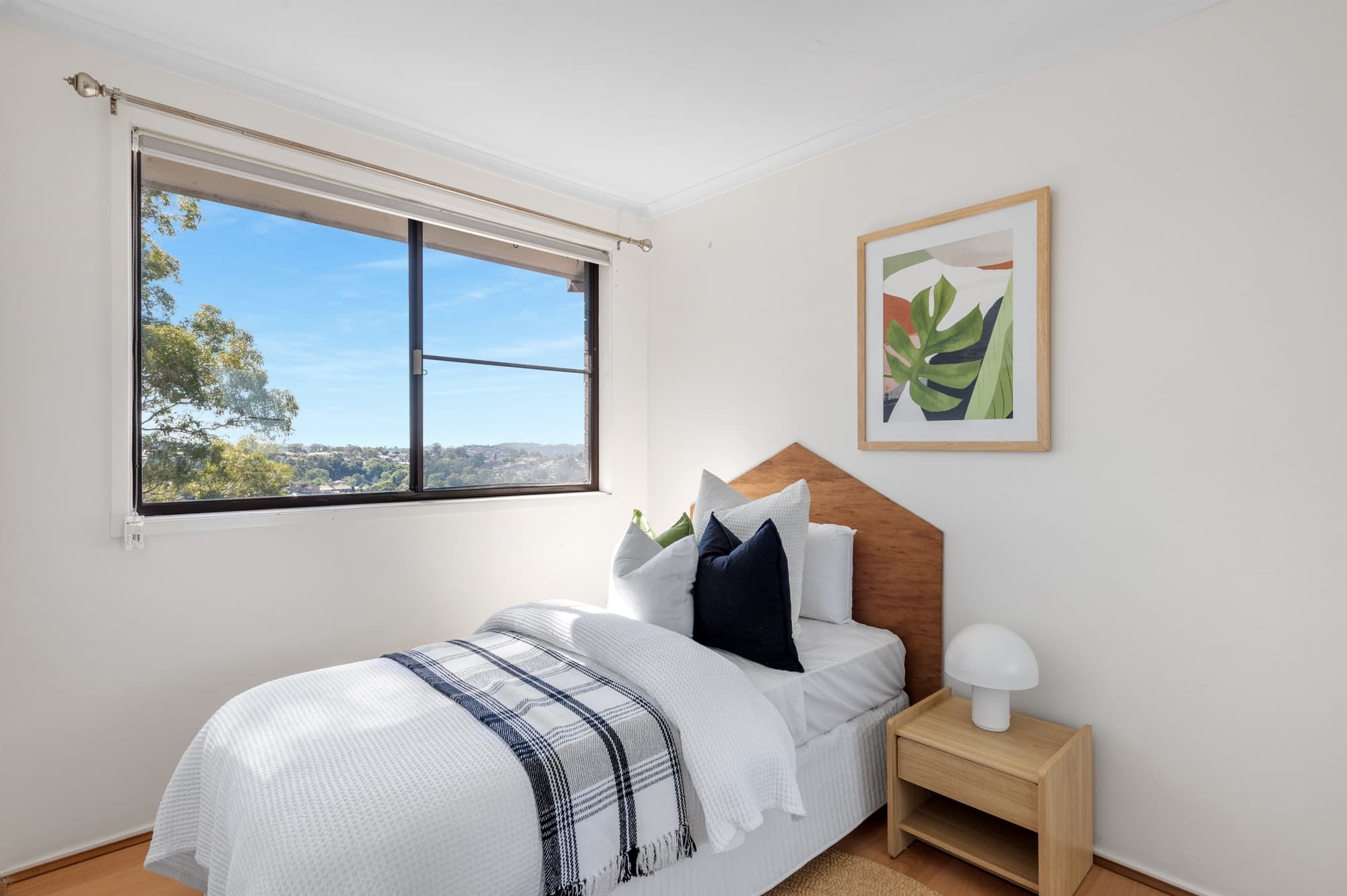 72 Panorama Drive, Farmborough Heights - Thumbnail 2