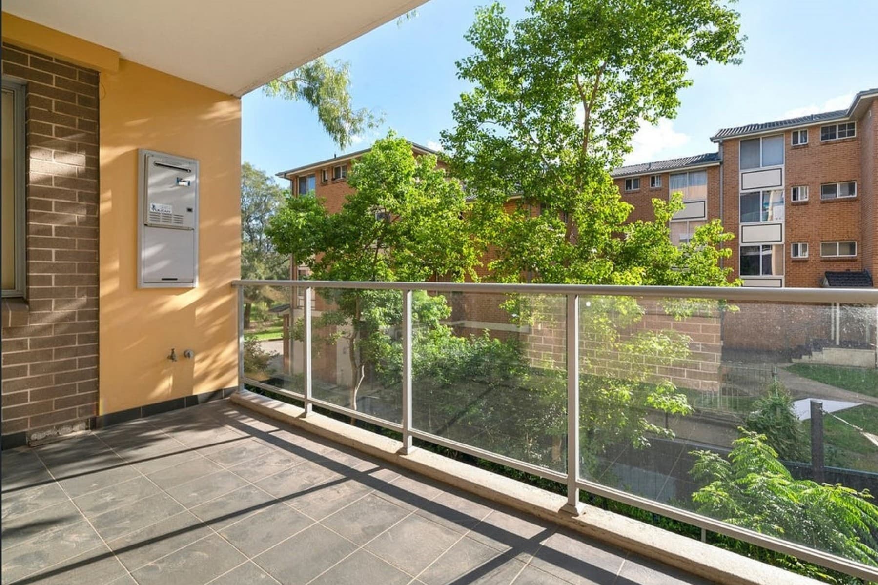 12/2 Bruce Street, Blacktown - Image 1