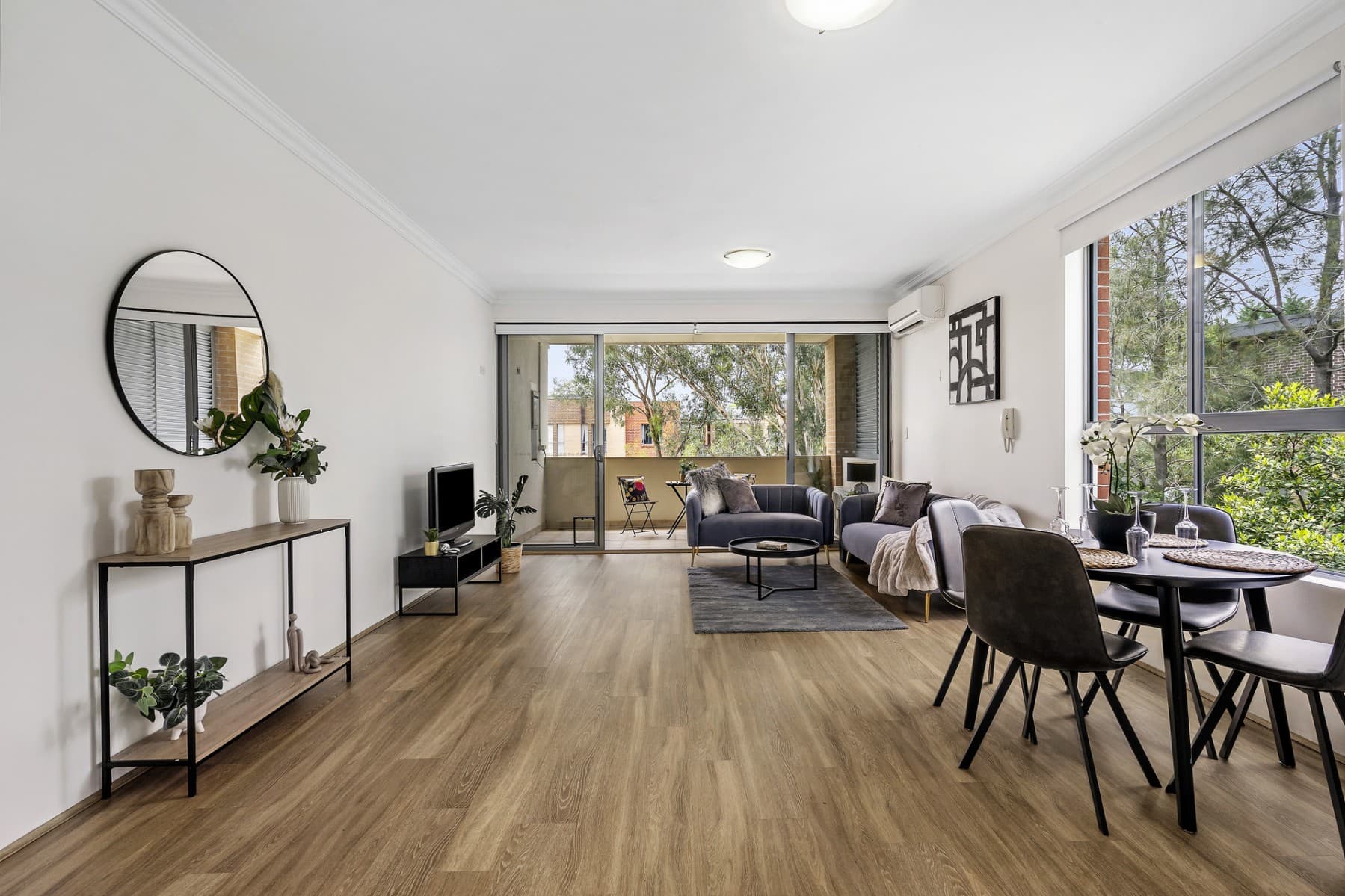 5/30-44  Railway Terrace, Granville - Thumbnail 2