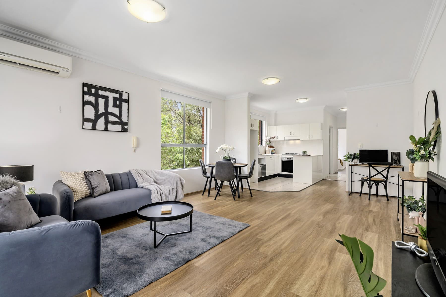 5/30-44  Railway Terrace, Granville - Thumbnail 3