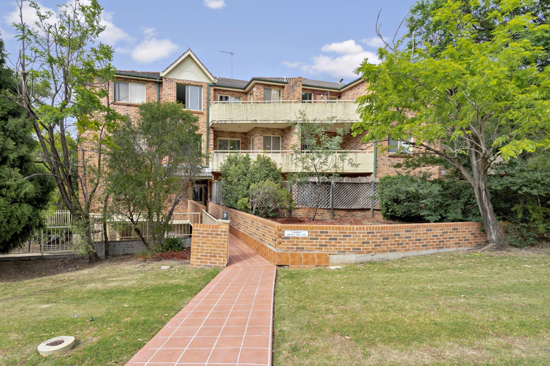20/11 Oxford Street, Blacktown - Image 1