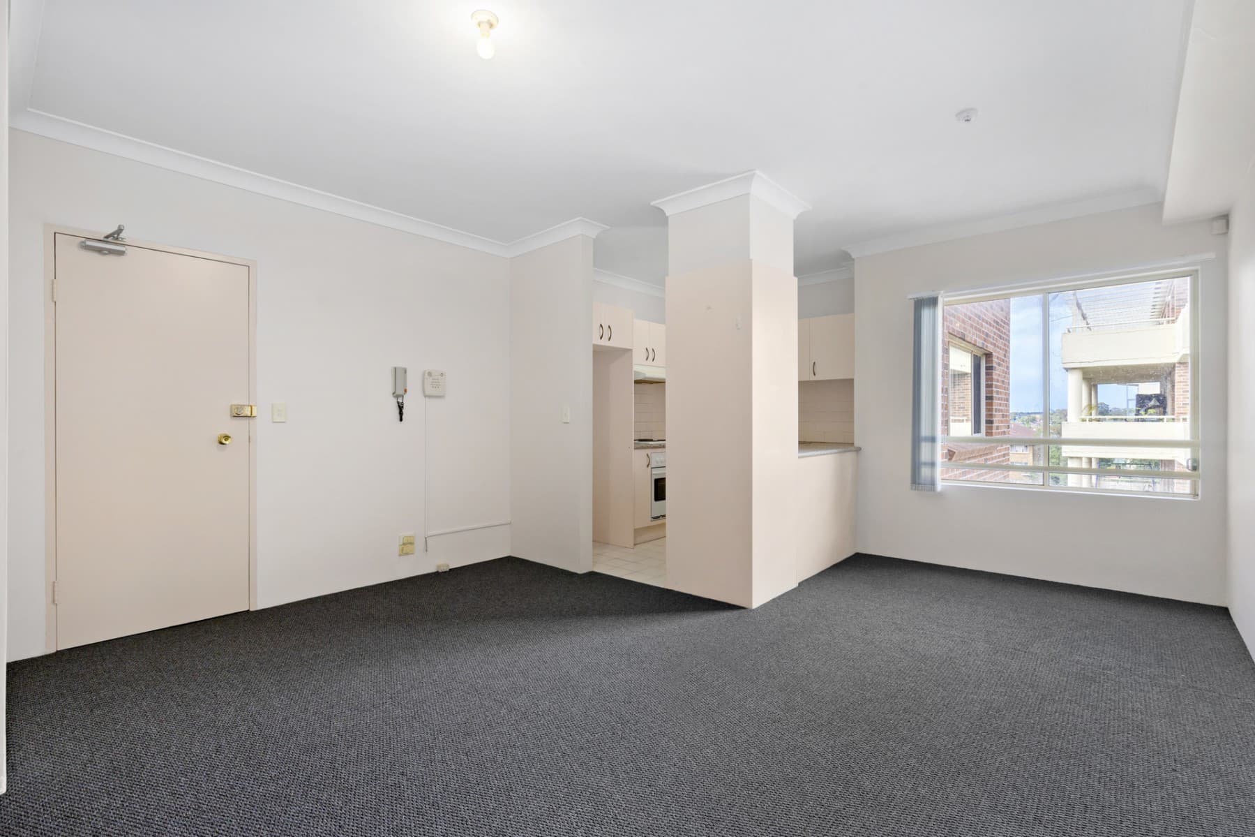 20/11 Oxford Street, Blacktown - Thumbnail 2