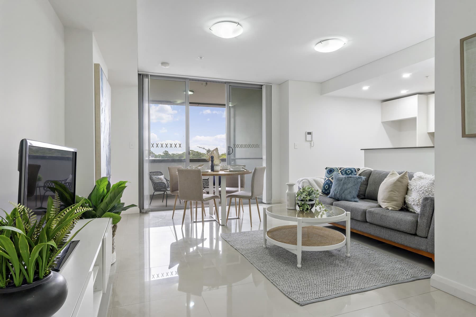 901/29 Hunter Street, Parramatta - Thumbnail 2