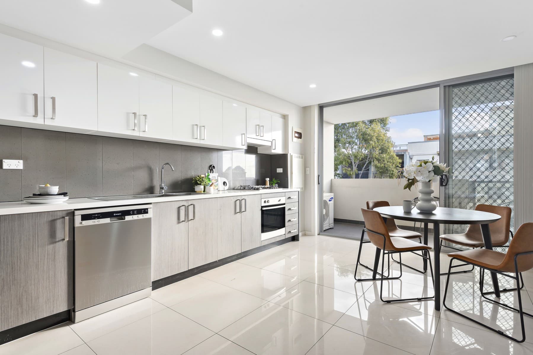 312/12 Fourth Avenue, Blacktown - Thumbnail 4