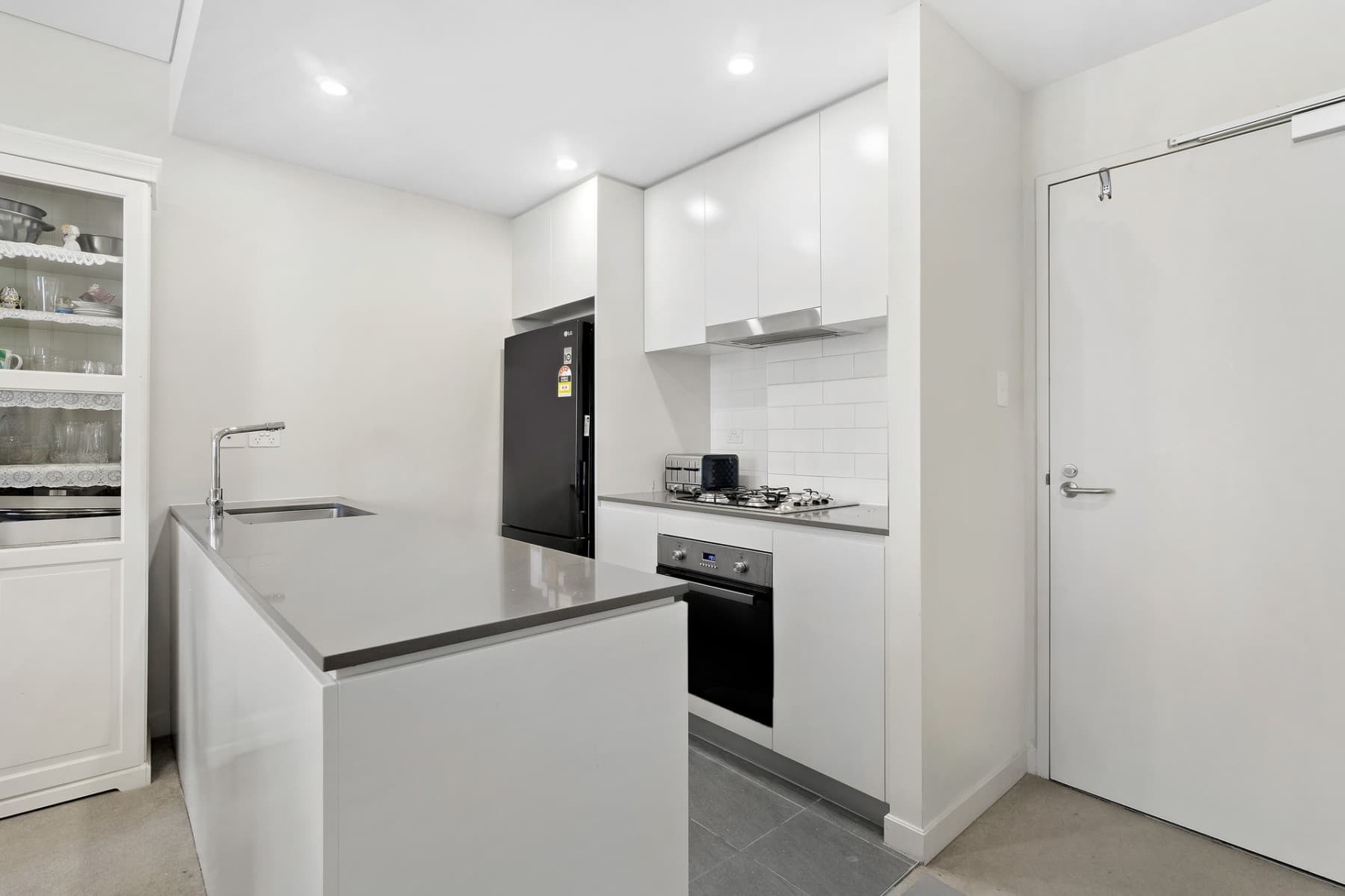 102/24 Dressler Court, Merrylands - Thumbnail 2