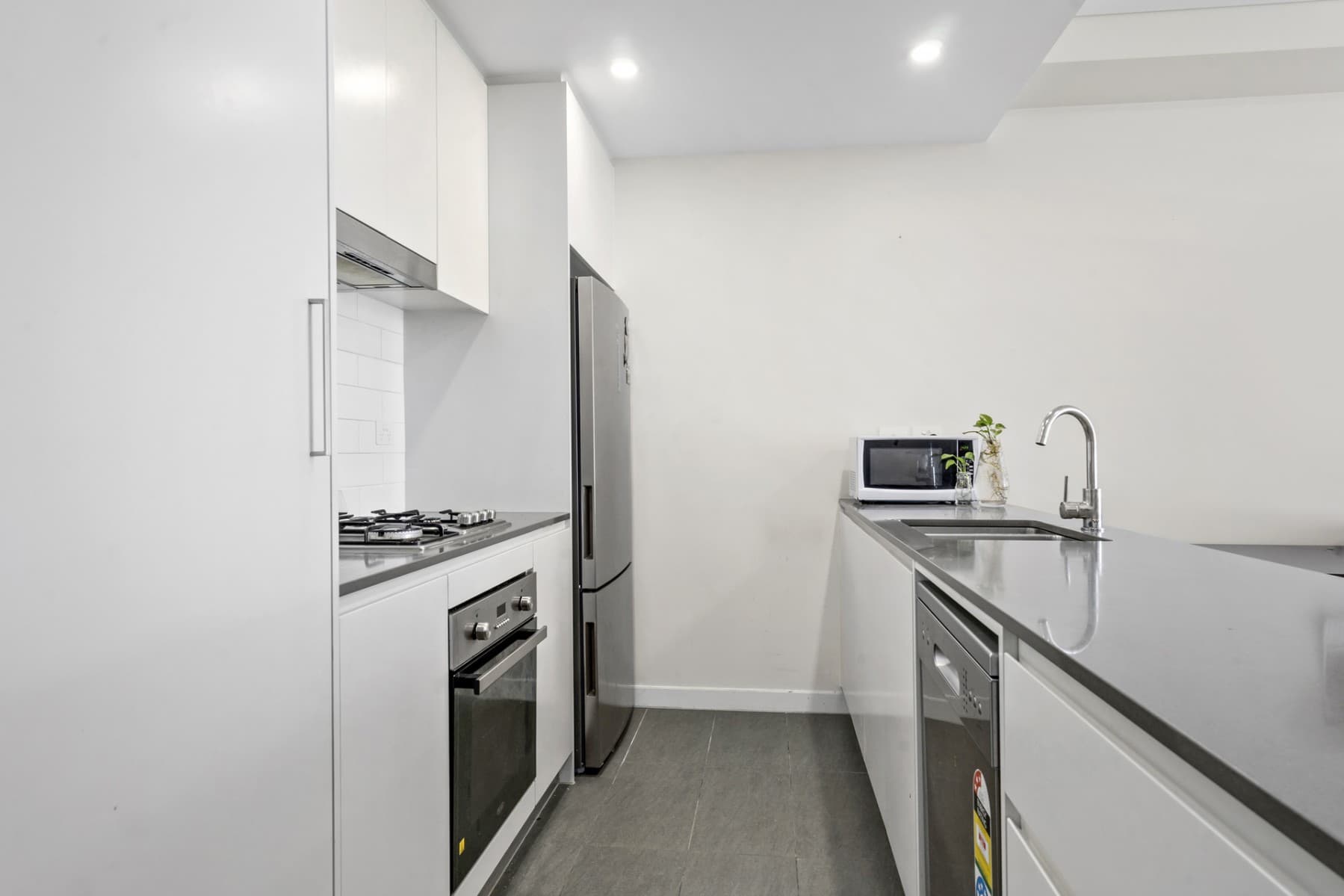 306/24 Dressler Court, Merrylands - Thumbnail 2