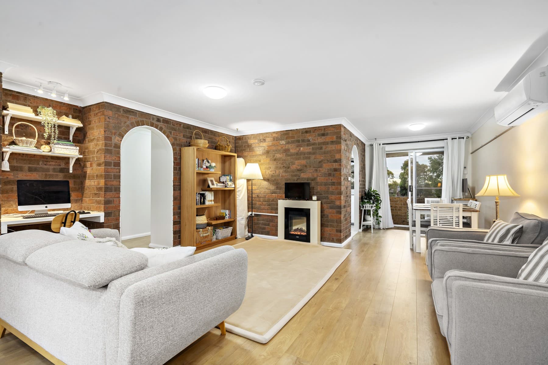 18/18 Bruce Street, Blacktown - Image 1