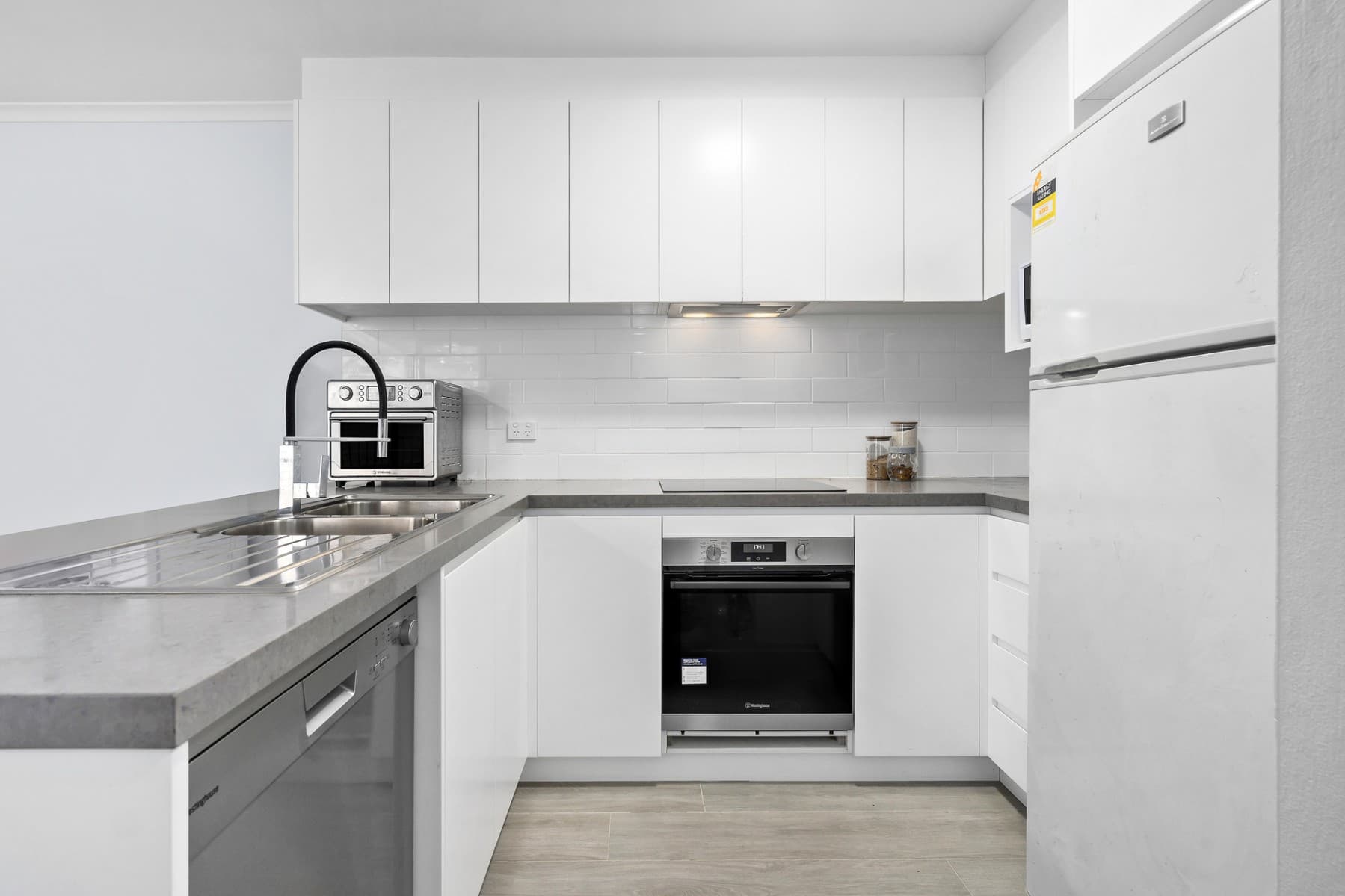 27/7 Griffiths Street, Blacktown - Thumbnail 3