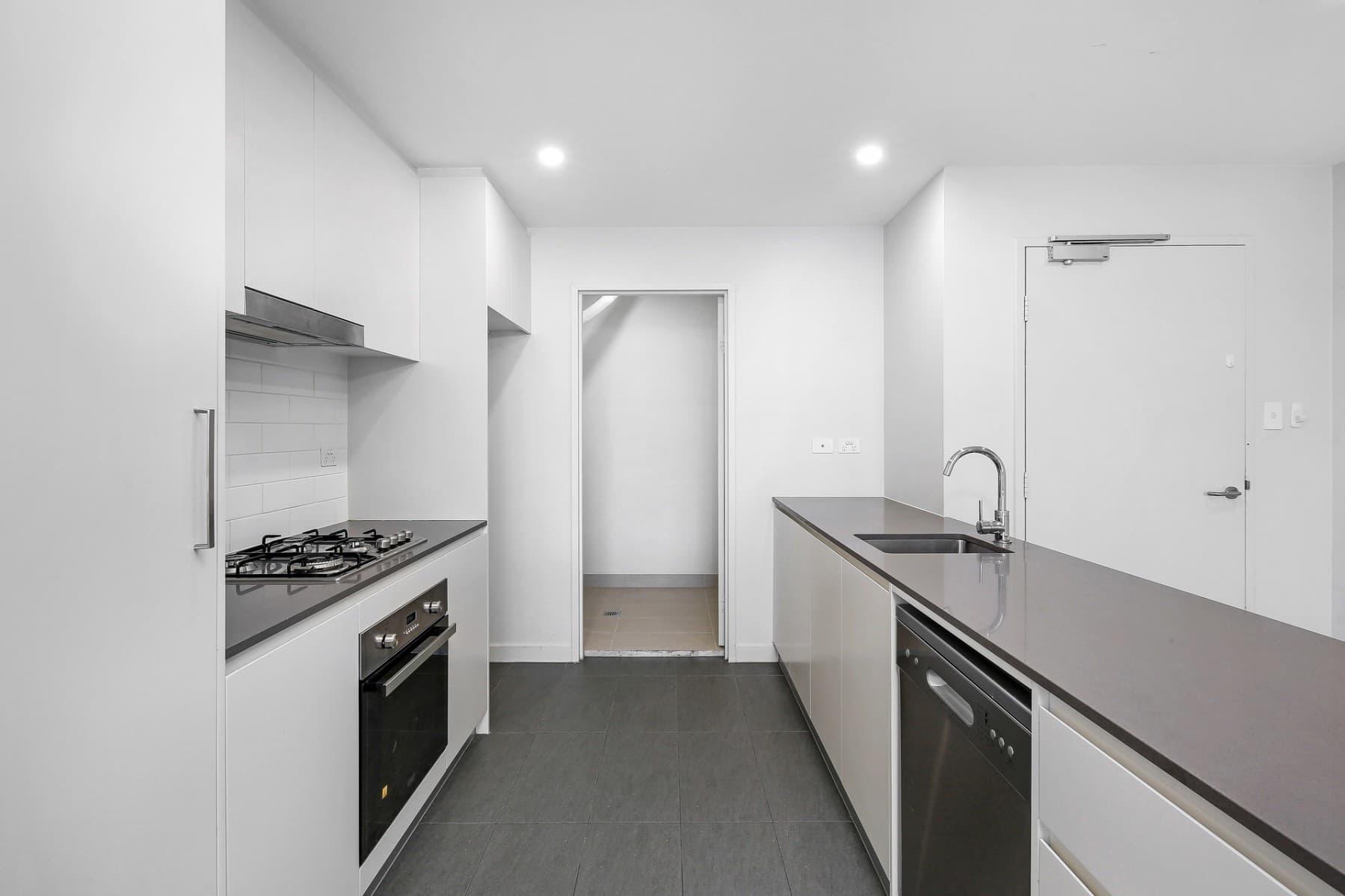 803/24 Dressler Court, Merrylands - Thumbnail 2