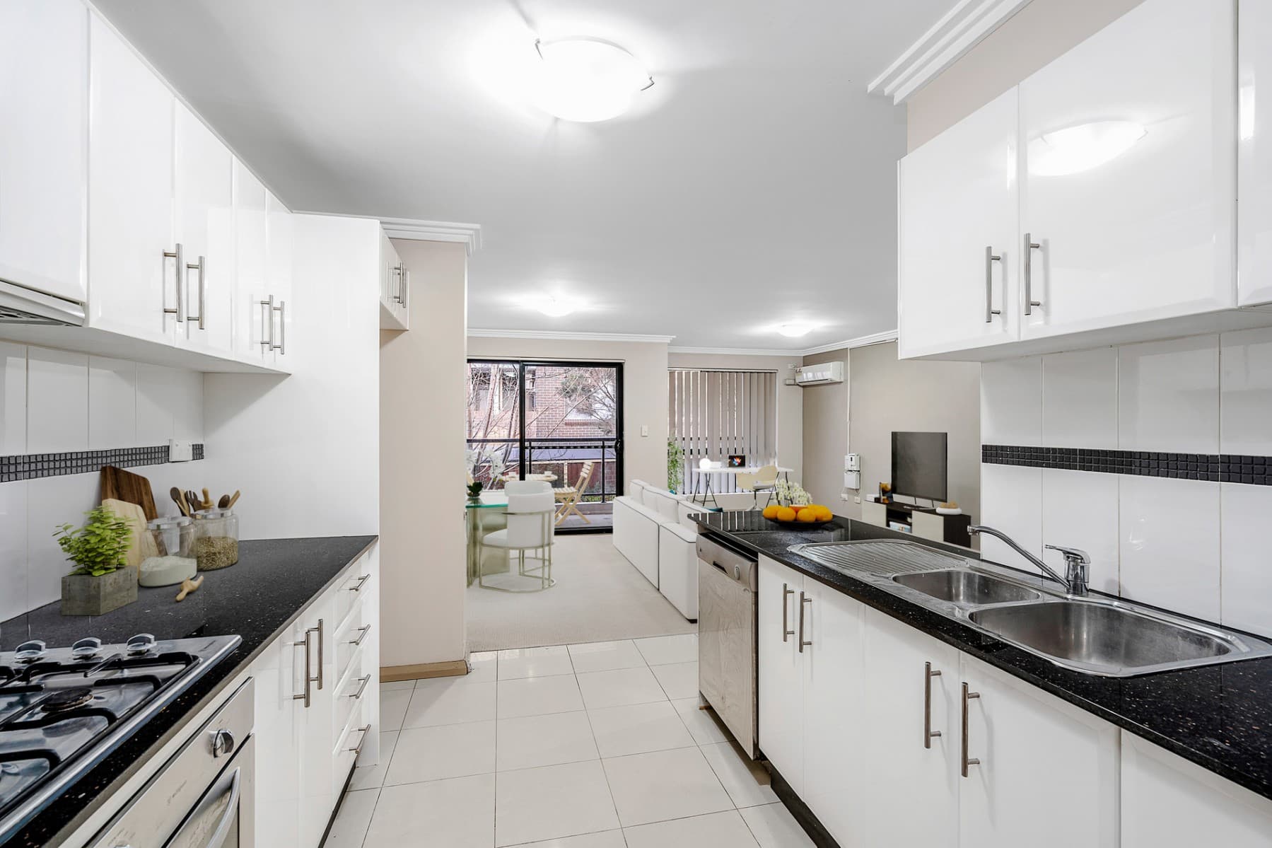 12/8-14 Oxford Street, Blacktown - Thumbnail 2