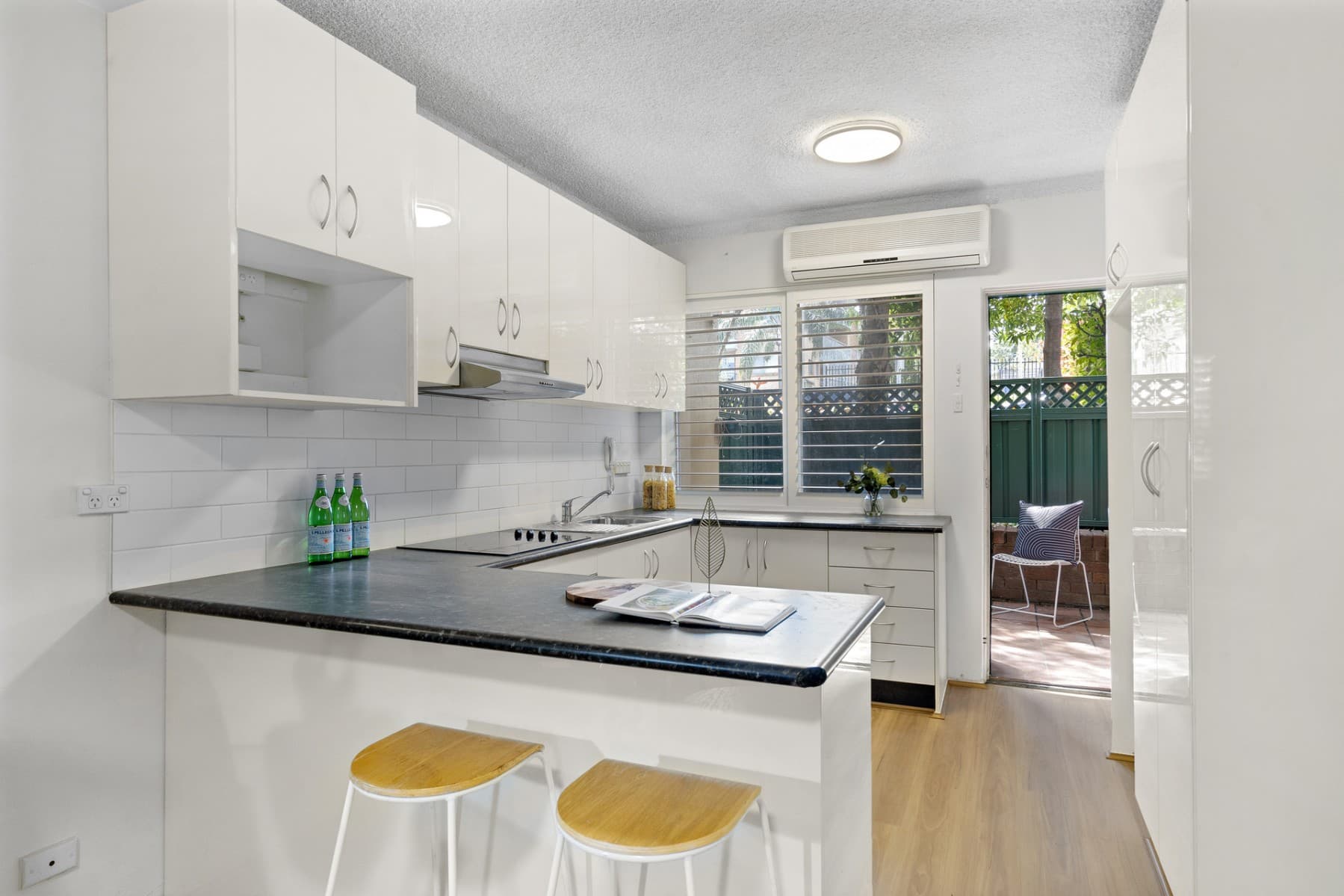 1/44 Virginia Street, Rosehill - Thumbnail 2