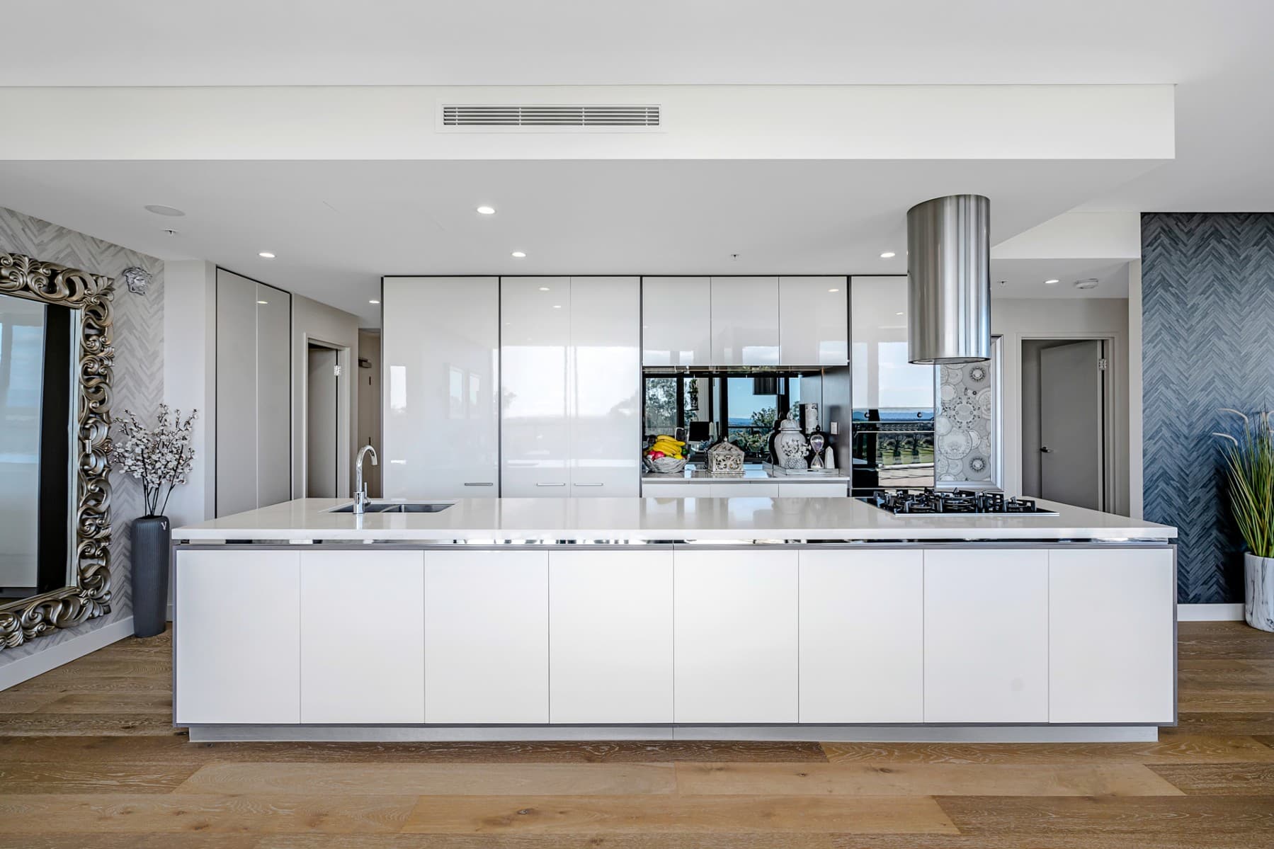 704/13 Spurway Drive, Norwest - Thumbnail 3
