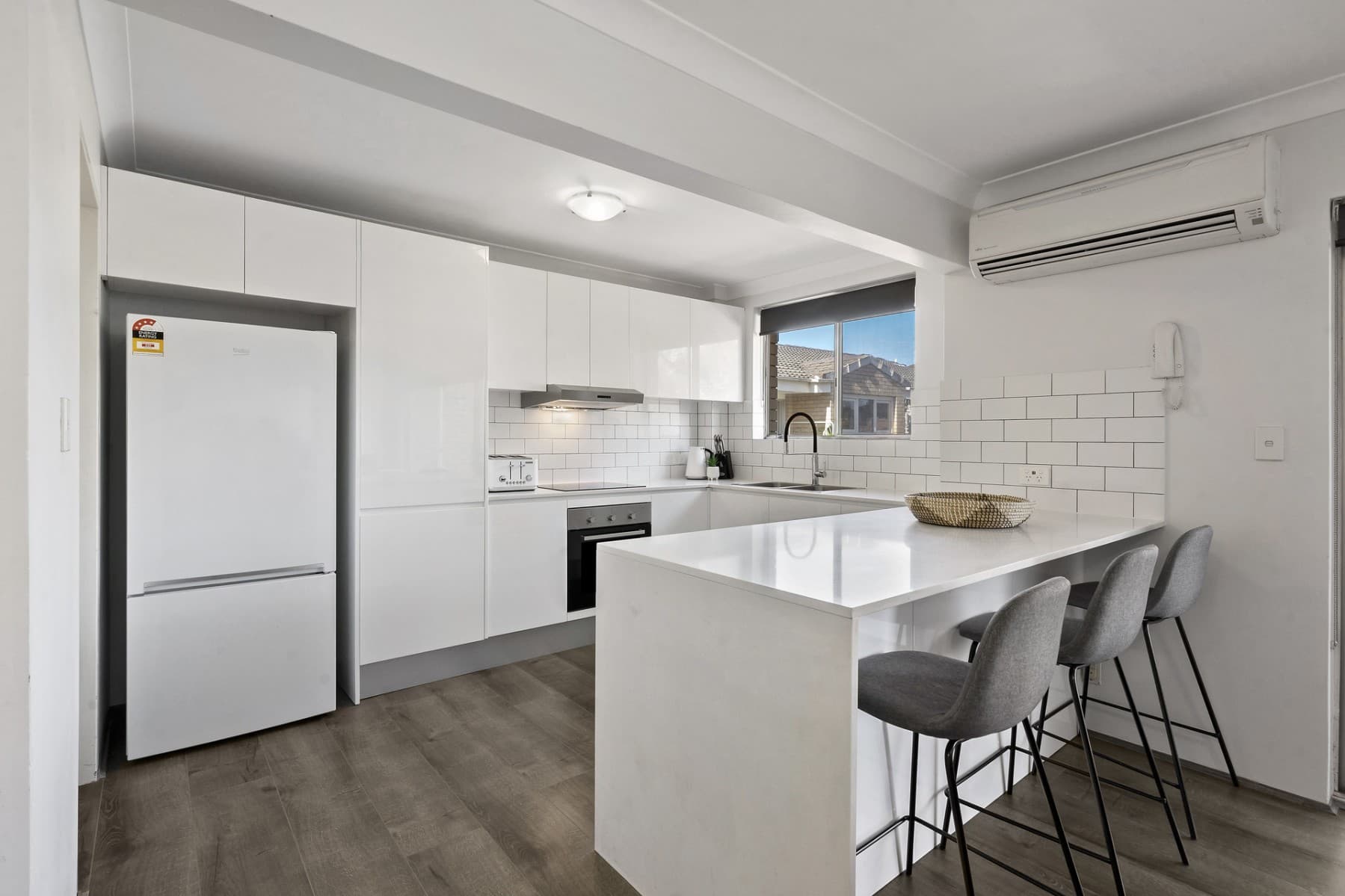 12/10-12 Thomas Street, Parramatta - Thumbnail 2