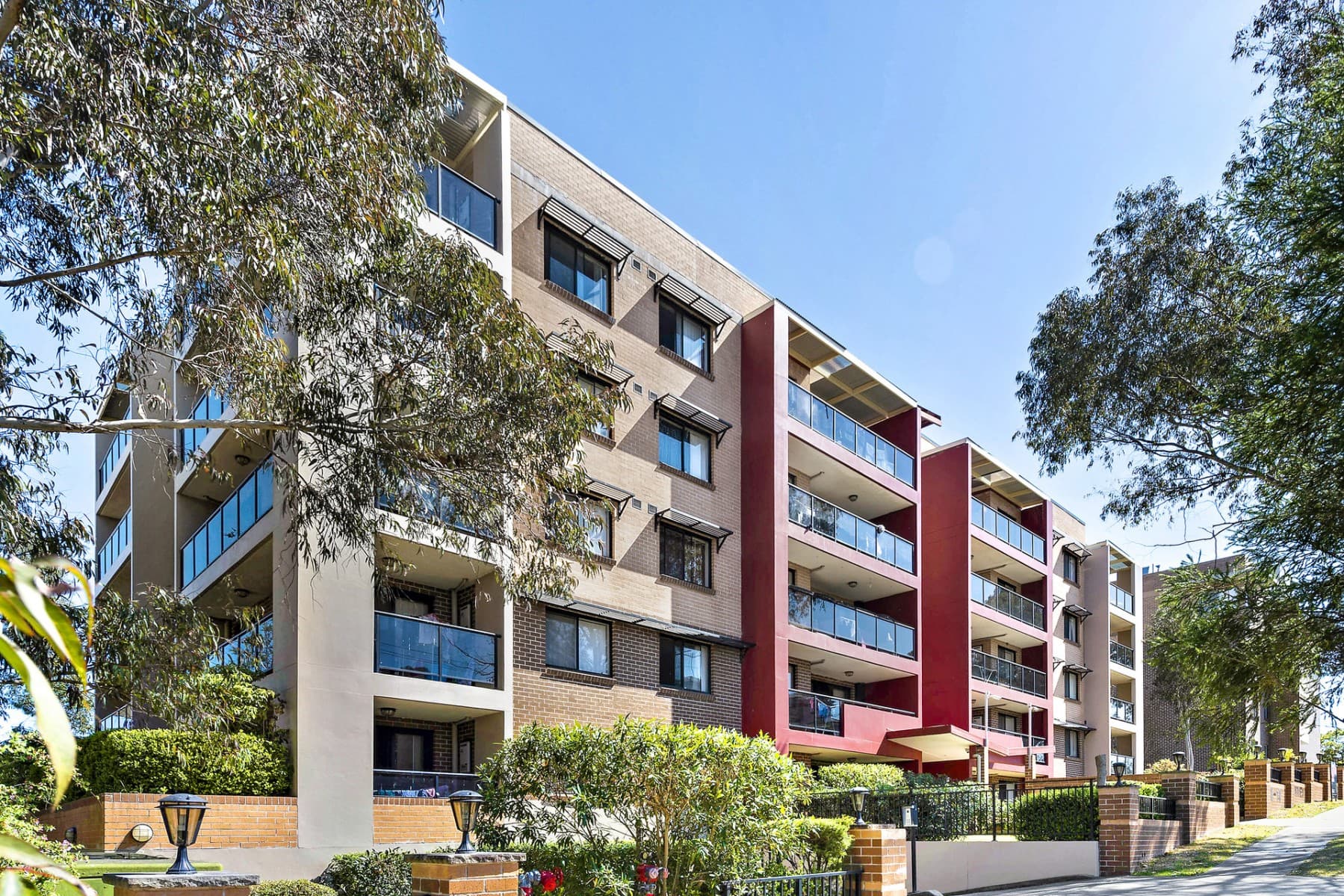 17/8-14 Oxford Street, Blacktown - Image 1