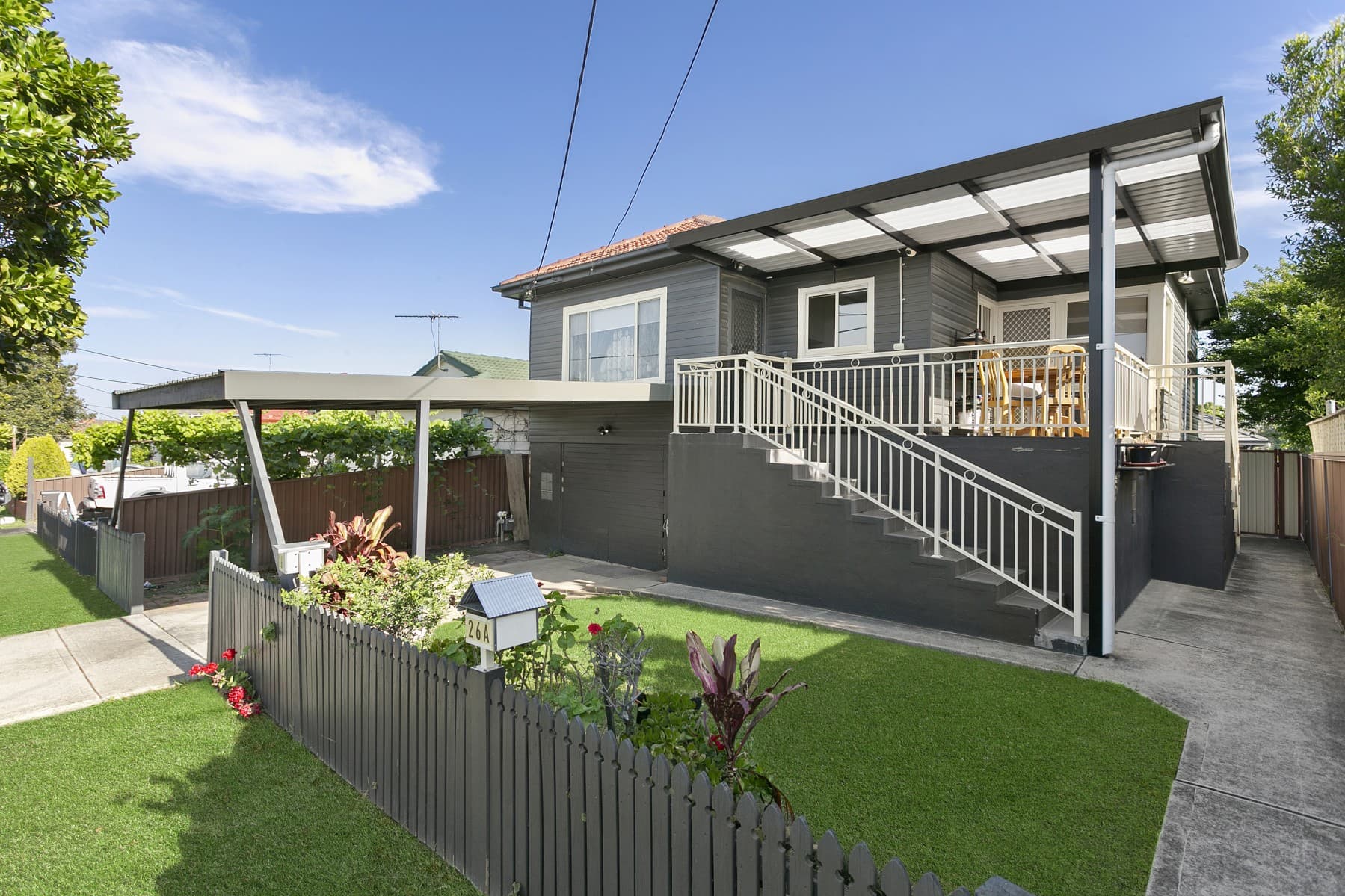 26 & 26a Donnelly Street, Guildford - Image 1