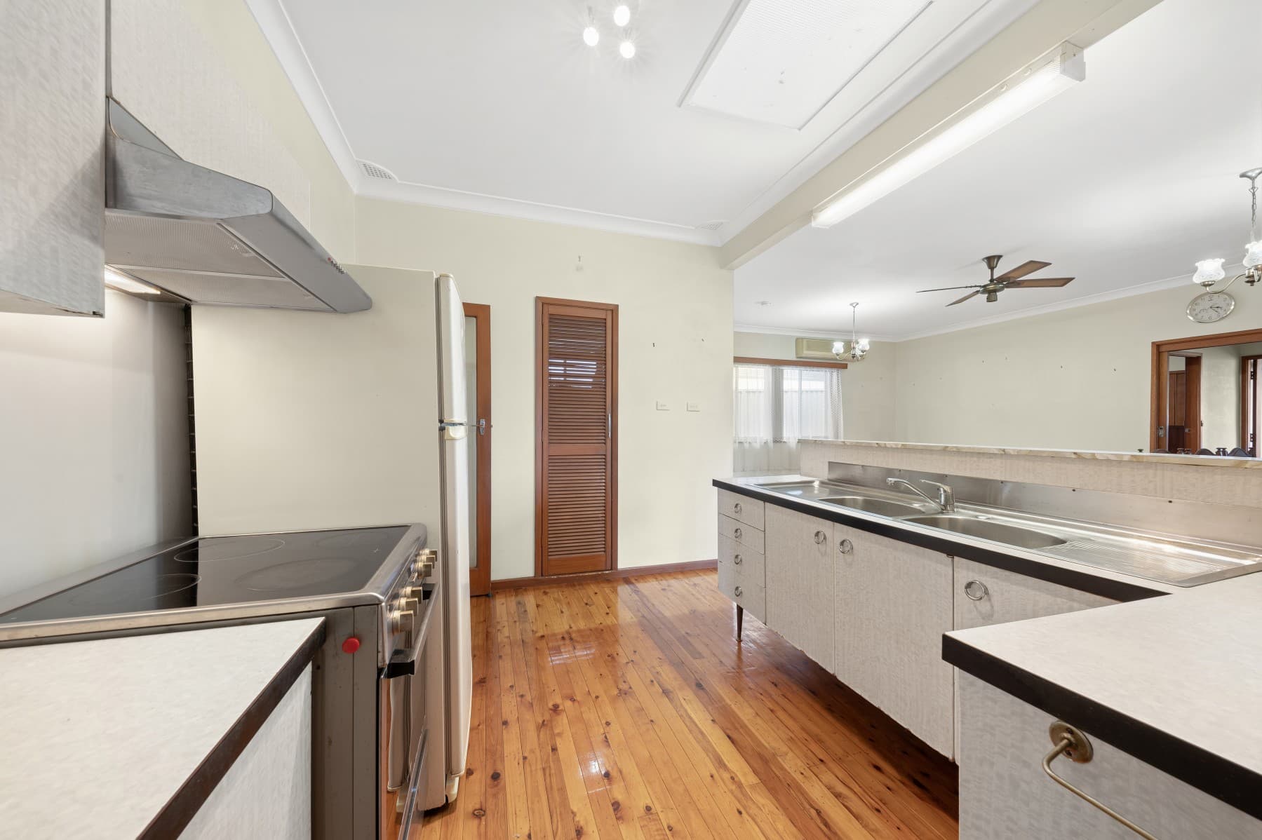 12 Fairmount Street, Merrylands - Thumbnail 3