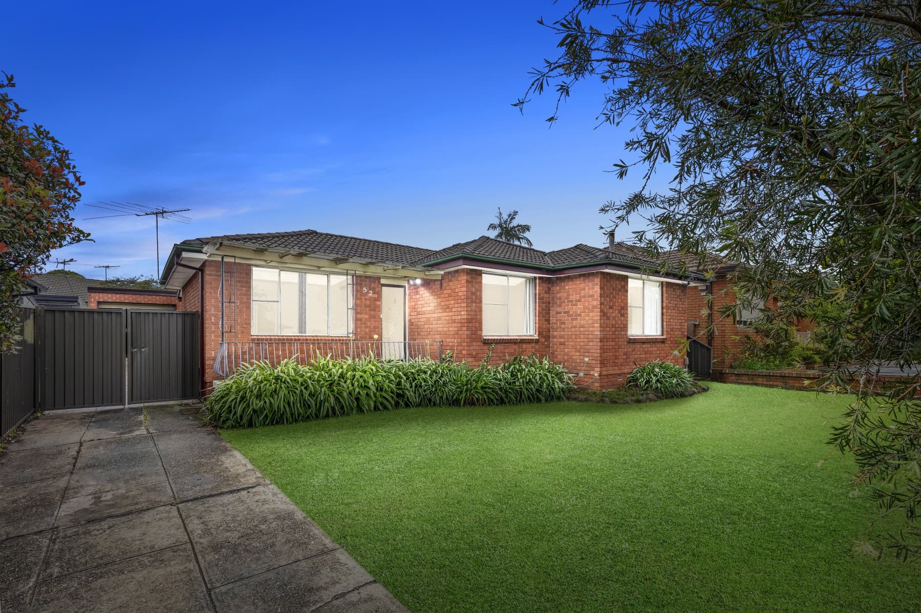 52 Ian Street, Greystanes - Image 1