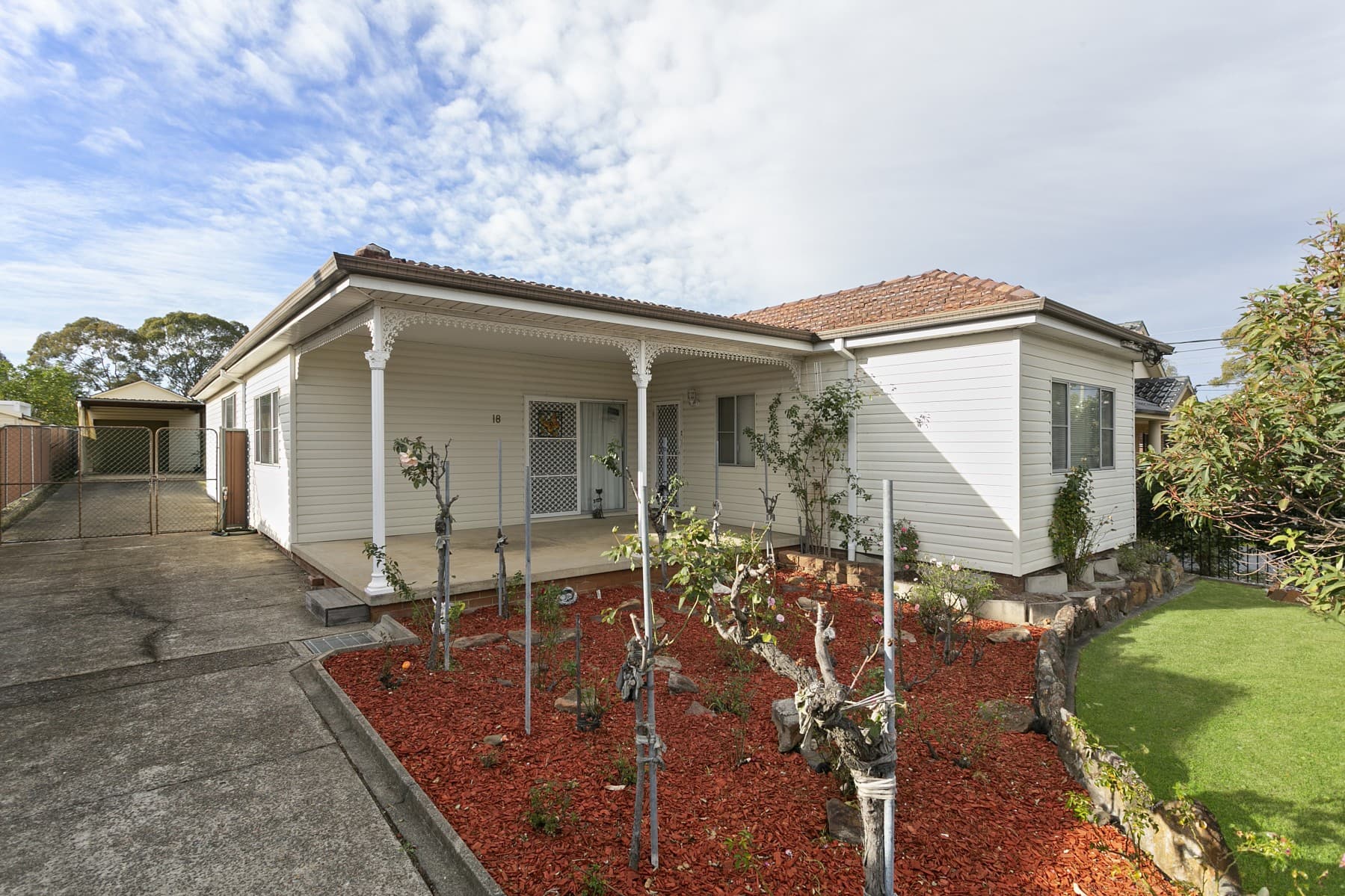 18 Renfrew Street, Guildford - Thumbnail 2