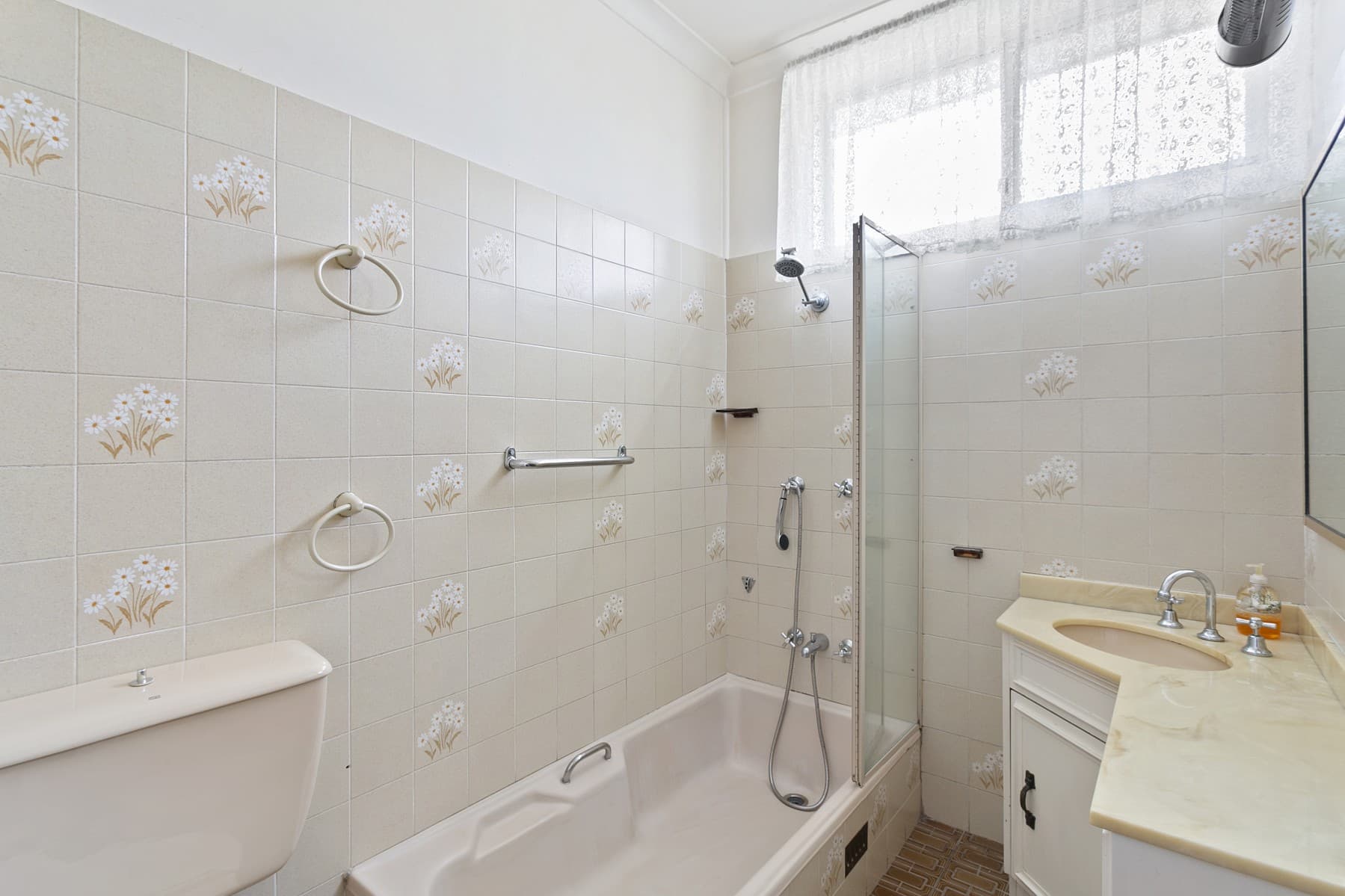 18 Renfrew Street, Guildford - Thumbnail 8