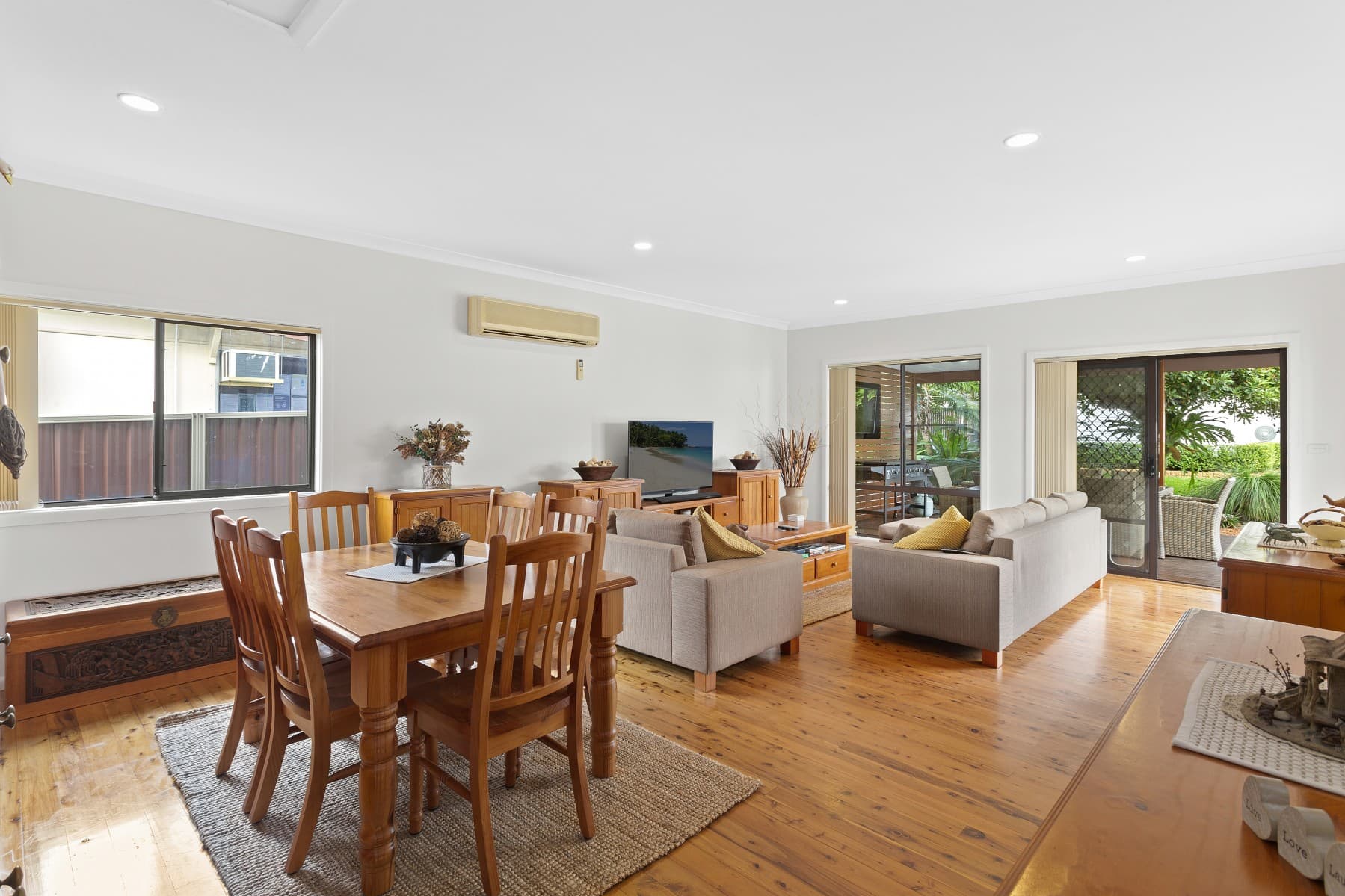 9 Bury Road, Guildford - Thumbnail 3