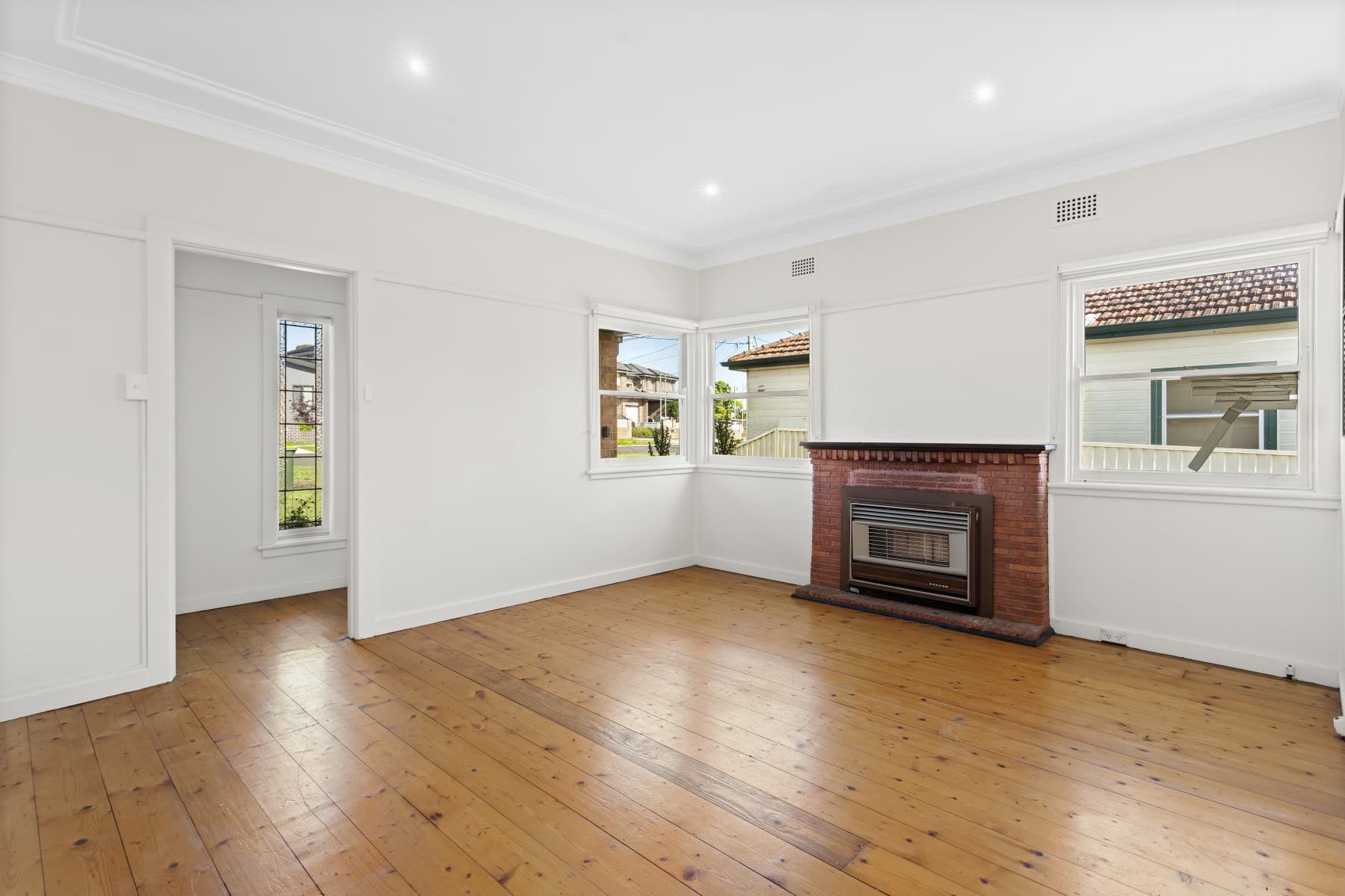 68 Chelmsford Road, South Wentworthville - Thumbnail 4