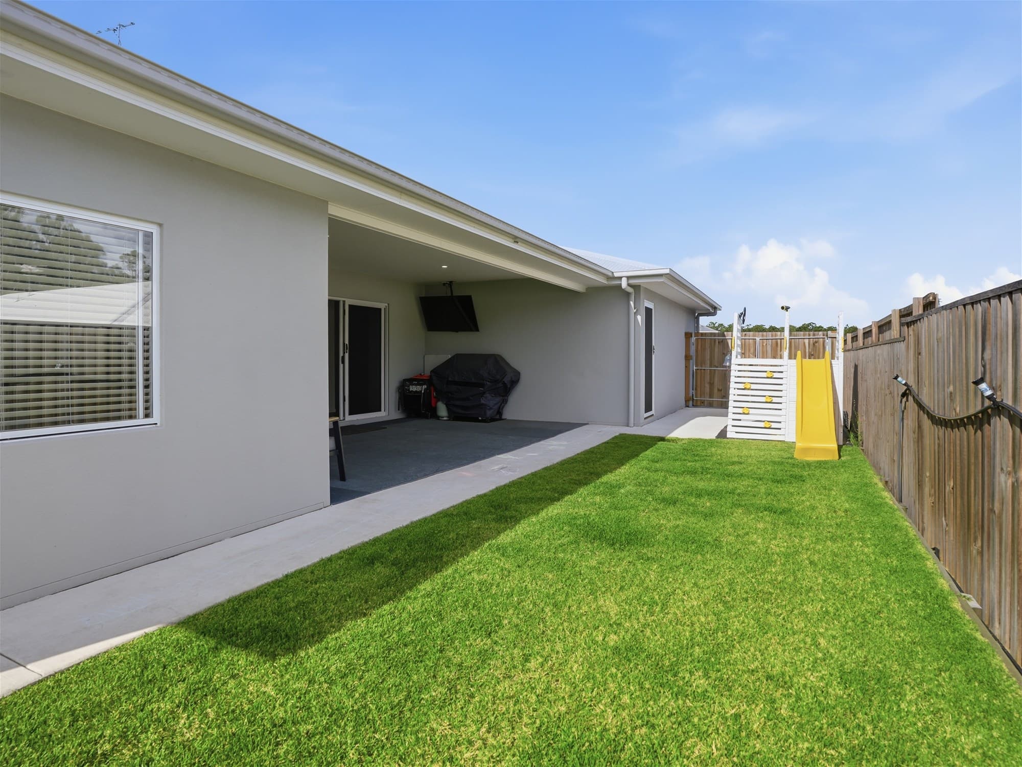 15 Picton Street JIMBOOMBA, QLD, Jimboomba - Thumbnail 2