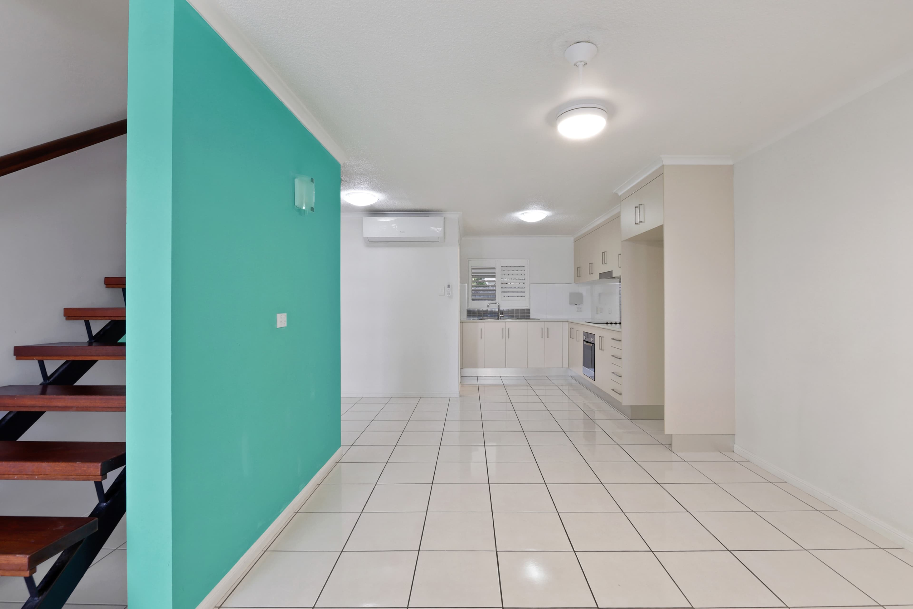 3/361 Alfred Street, Mackay - Thumbnail 2