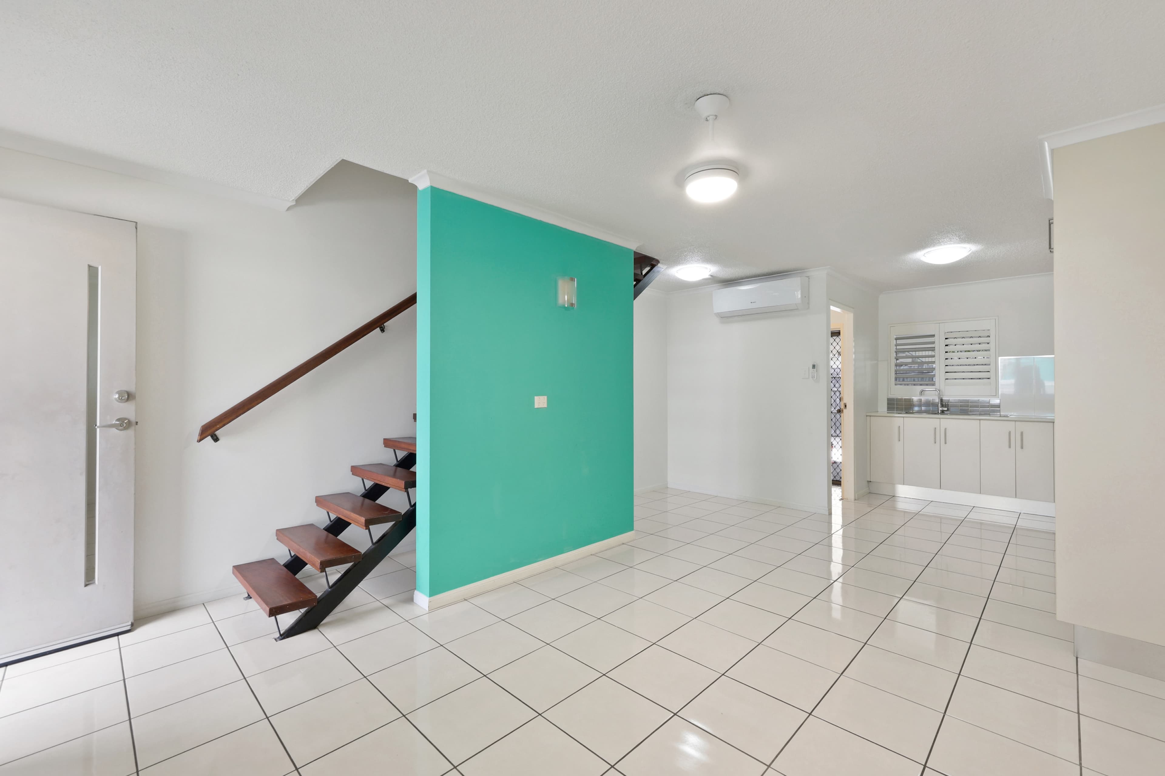 3/361 Alfred Street, Mackay - Thumbnail 3
