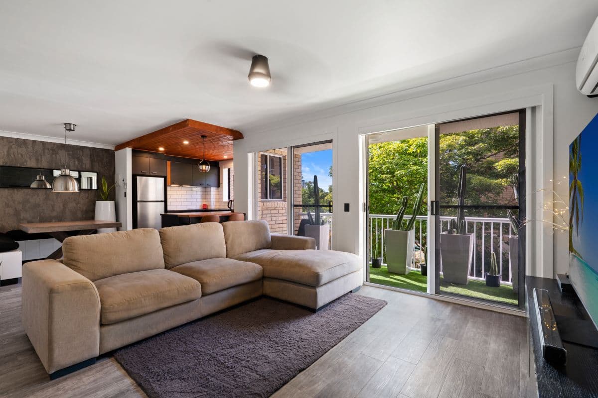7/16 Whitby Street, Southport QLD 4215, Southport - Thumbnail 4
