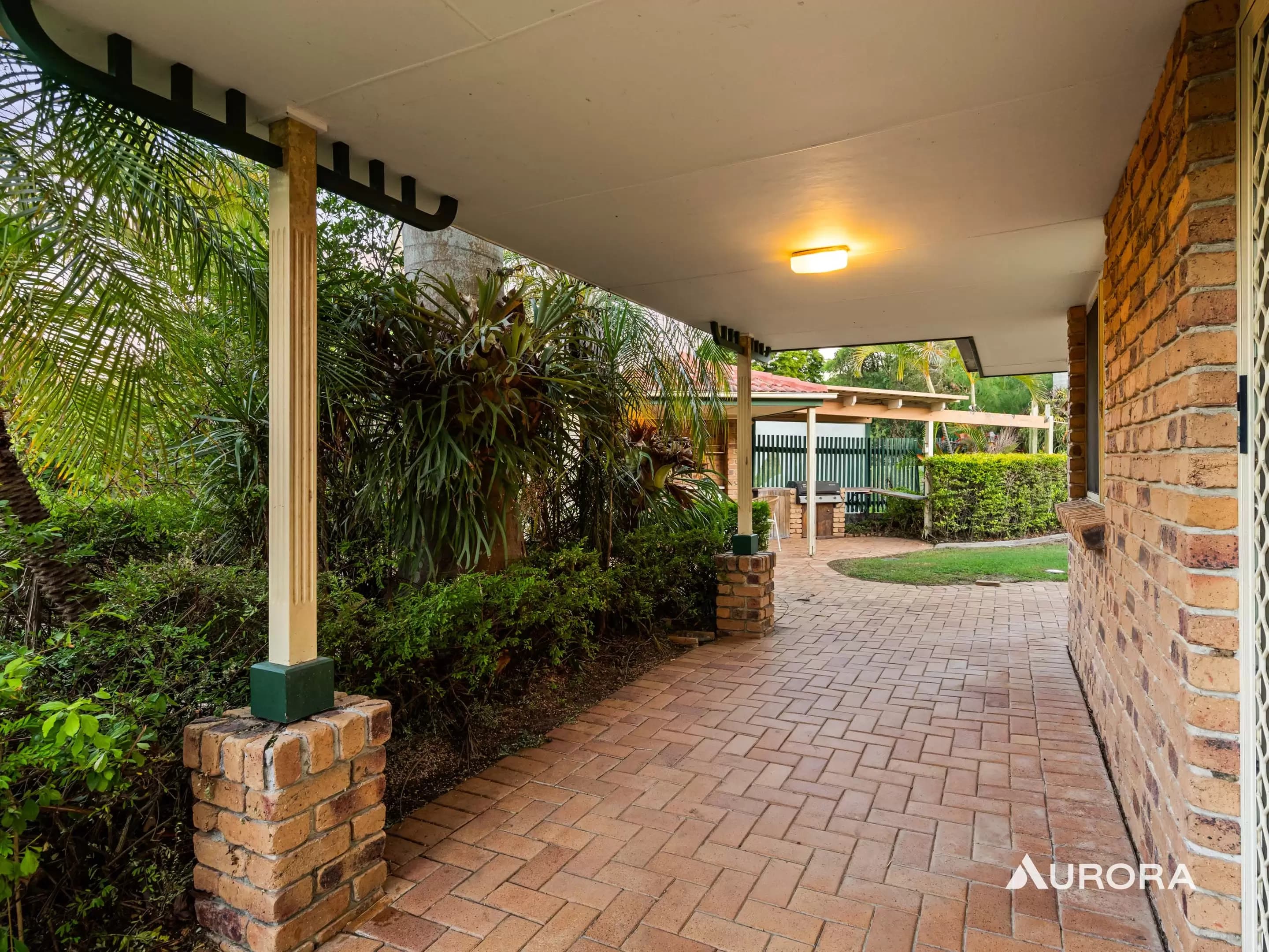 2 Jacaranda Place, Eight Mile Plains, Eight Mile Plains - Thumbnail 2
