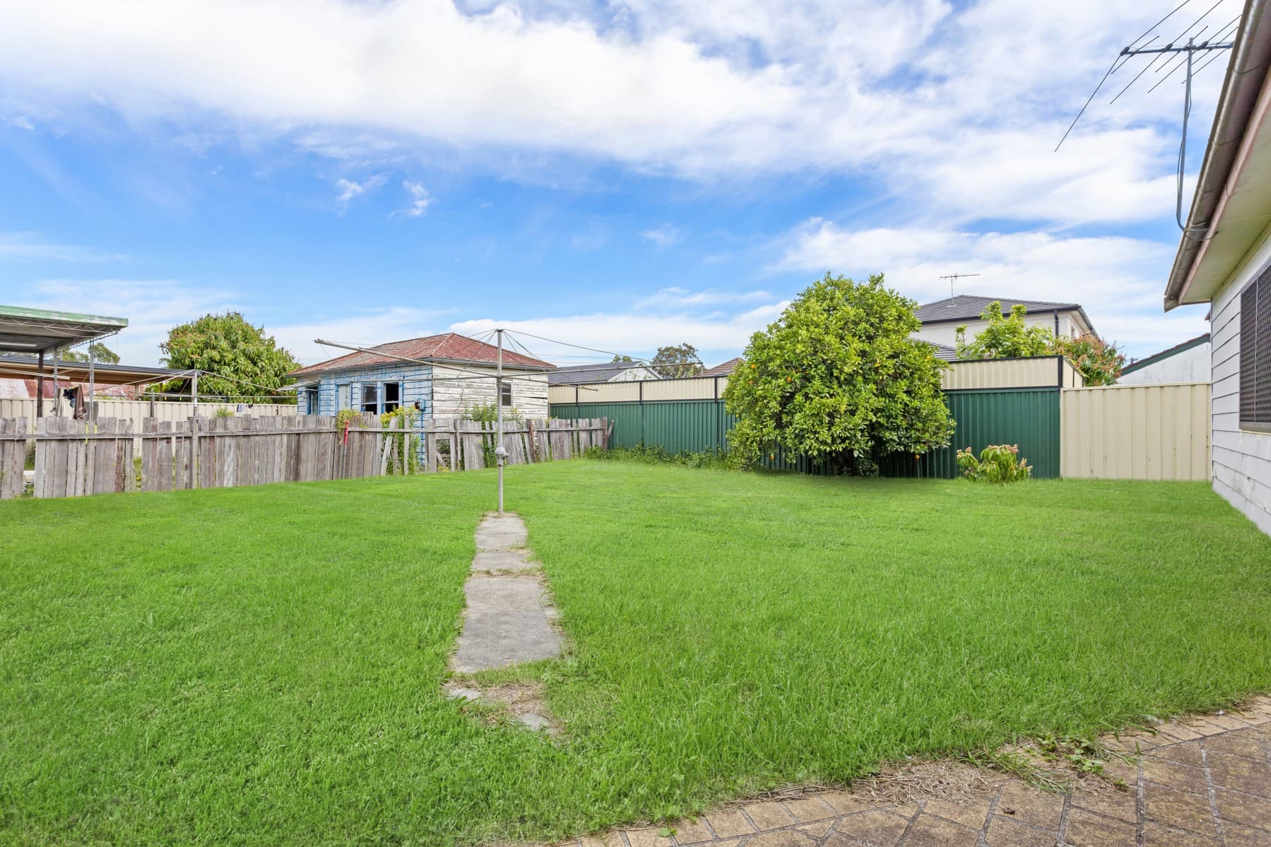 33 Bradman Street, Merrylands - Thumbnail 3