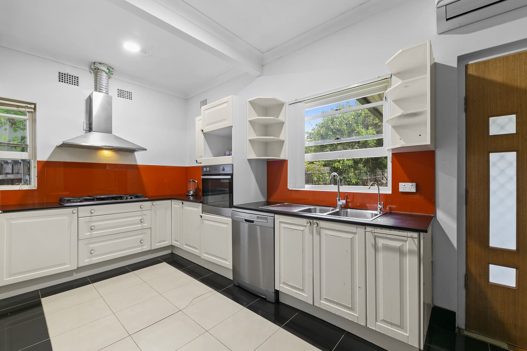 82 Myall Street, Merrylands - Thumbnail 2